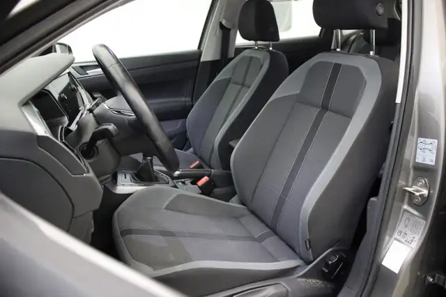 Volkswagen Polo view 10