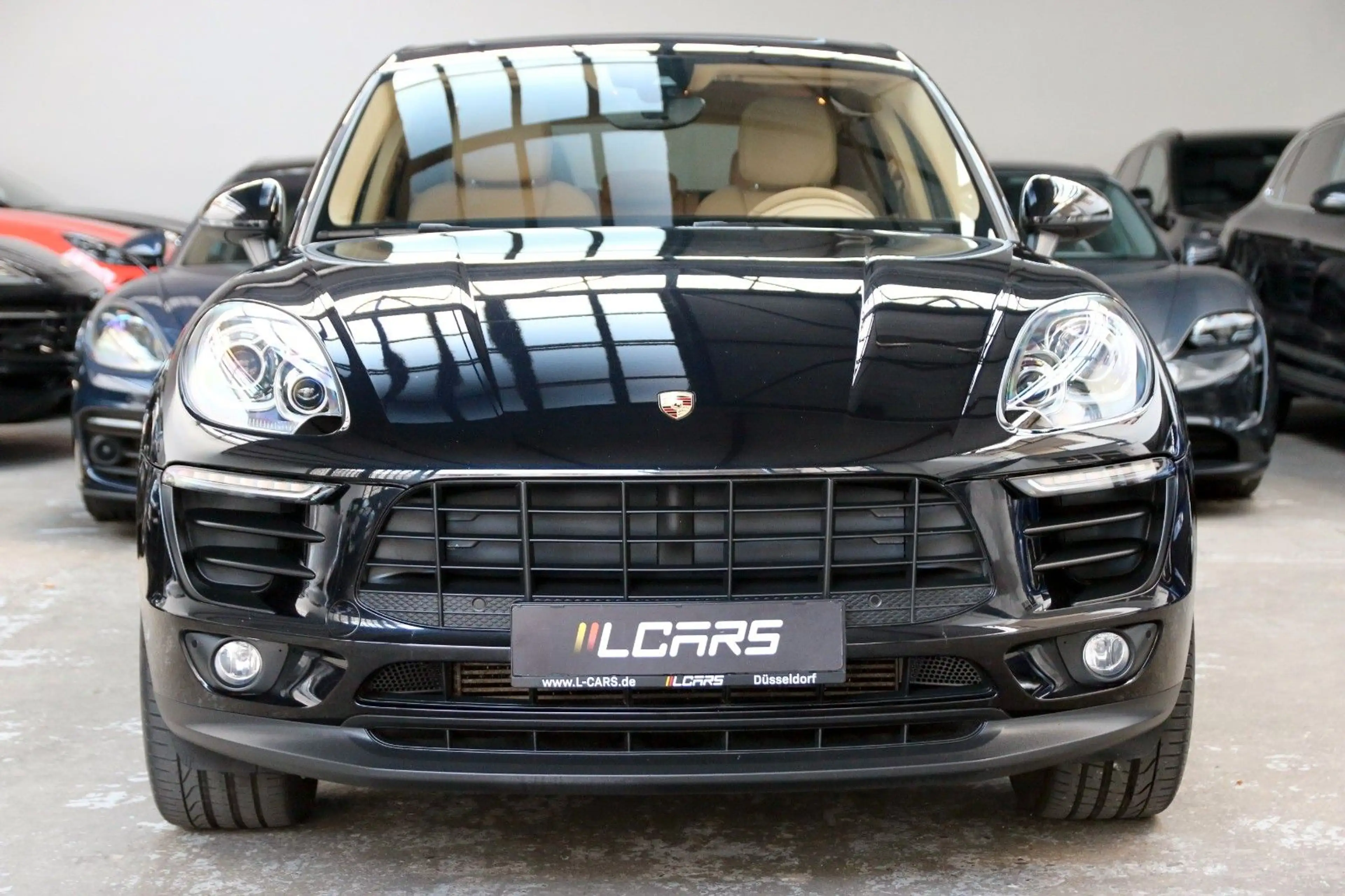 Porsche Macan Panorama AHK Kamera PDLS Spurhaltessistent — photo 3
