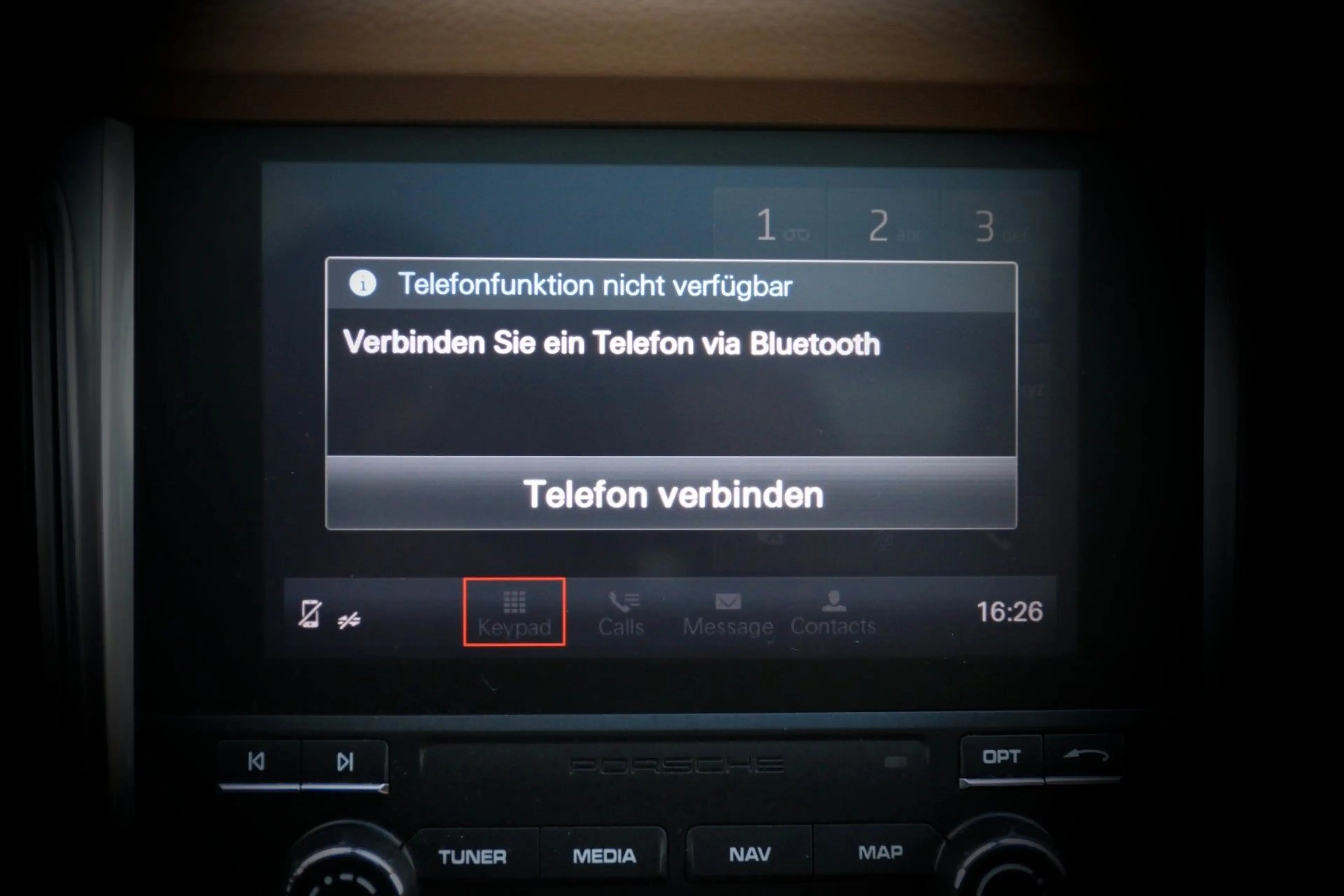 Porsche Macan Panorama AHK Kamera PDLS Spurhaltessistent — photo 15