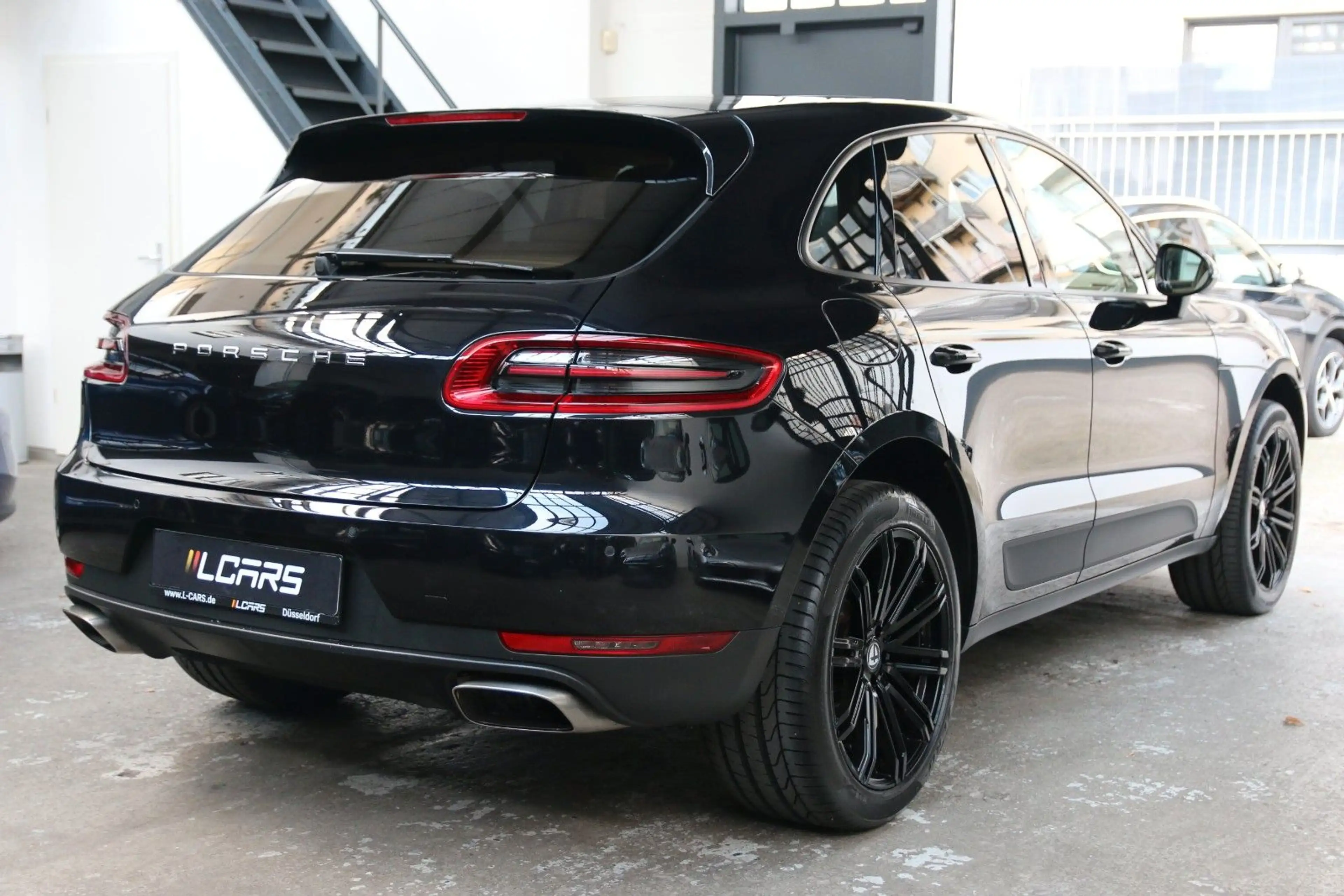 Porsche Macan Panorama AHK Kamera PDLS Spurhaltessistent — photo 5