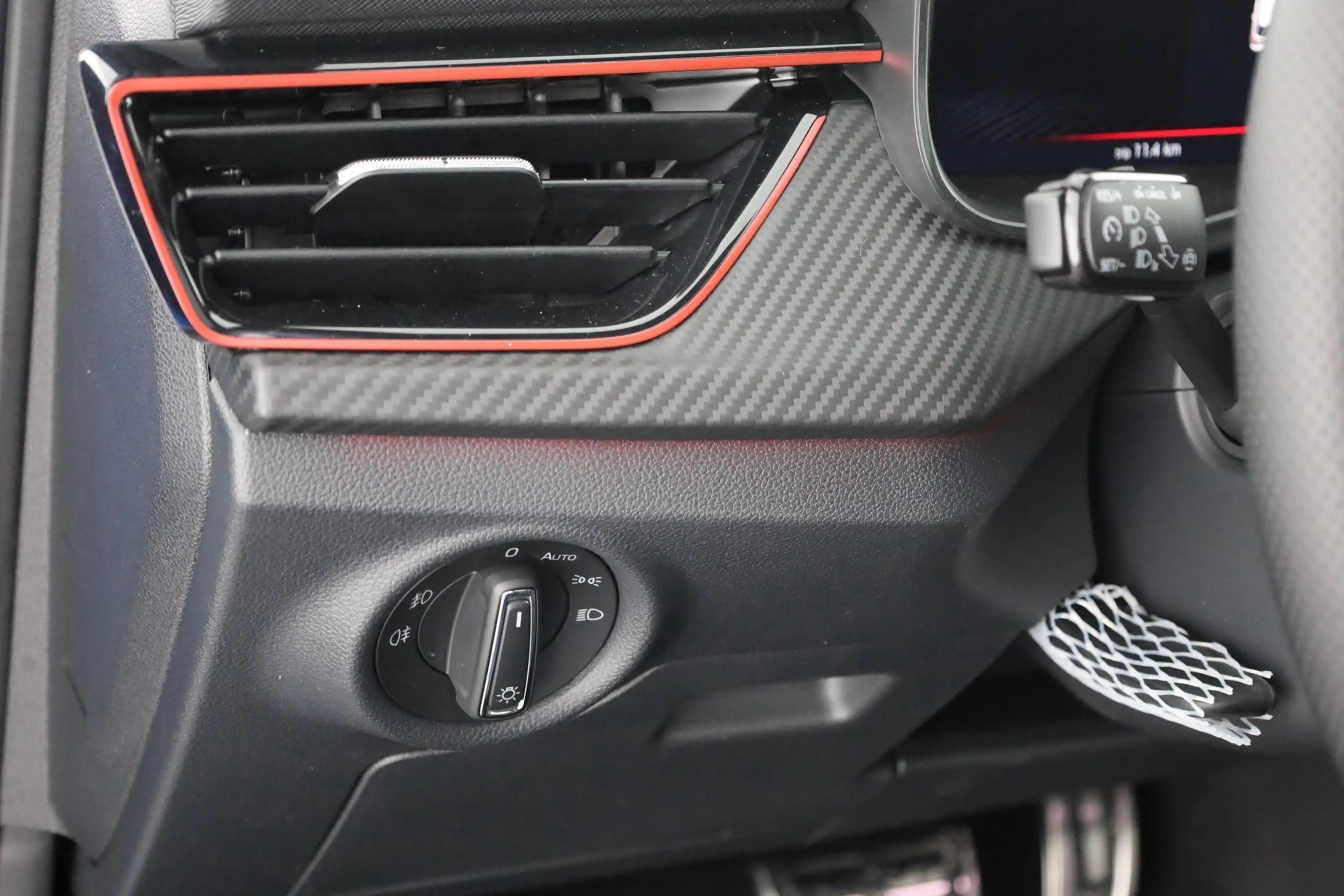 Skoda Kamiq Monte Carlo 1.0 TSI DSG Matrix Kamera Pano A — photo 19