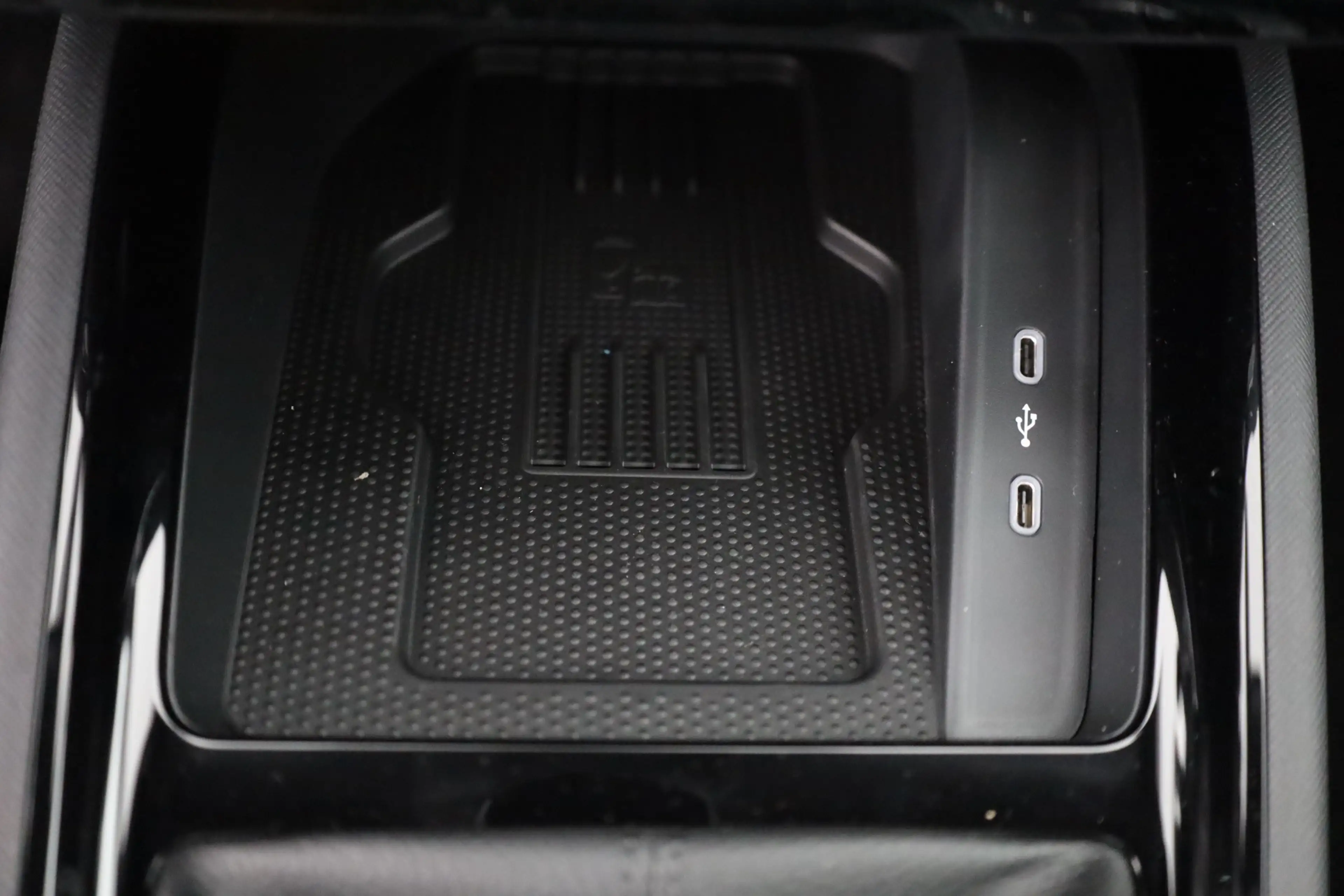 Skoda Kamiq Monte Carlo 1.0 TSI DSG Matrix Kamera Pano A — photo 13