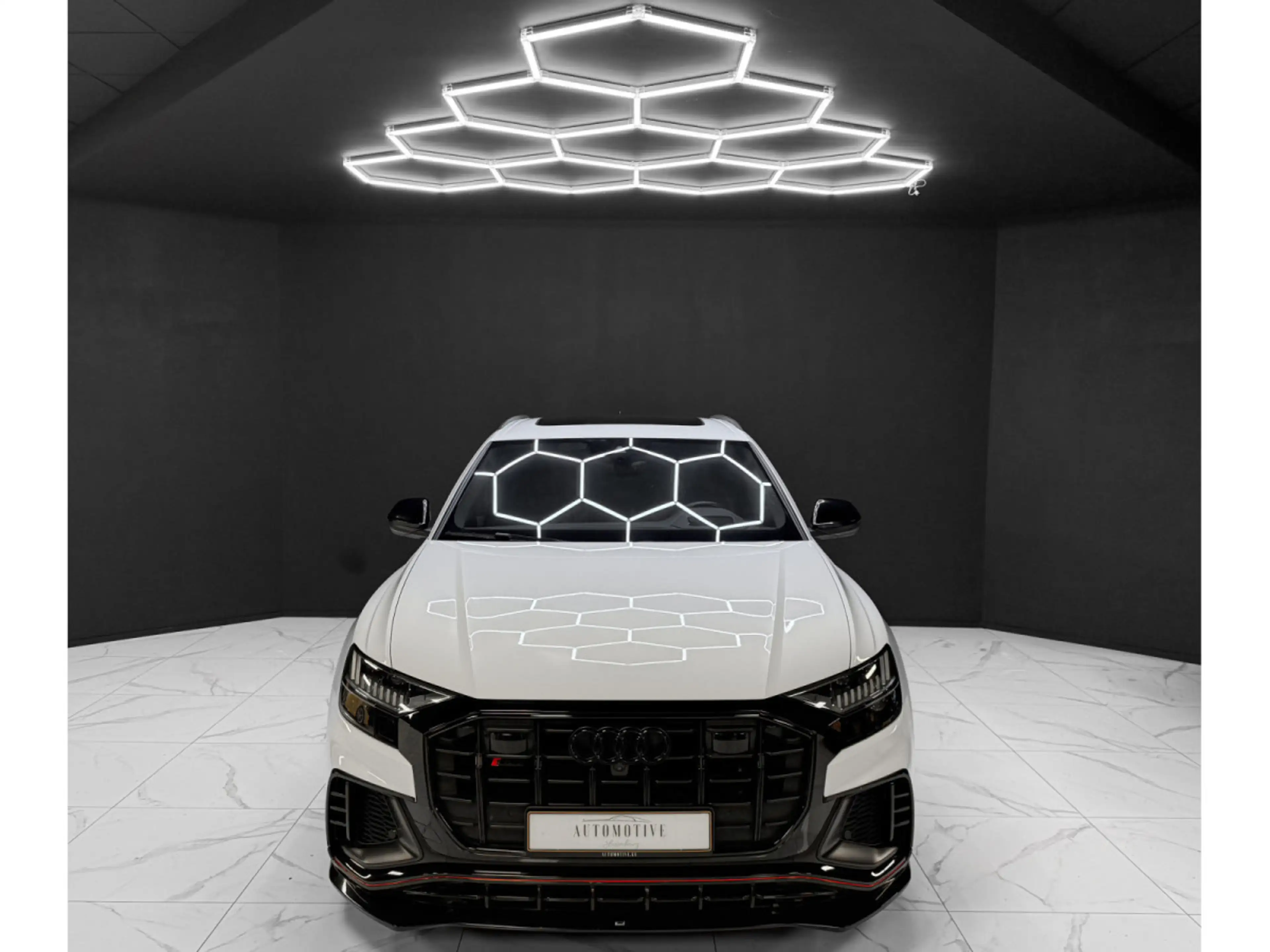 Audi SQ8 4.0 TFSI / ABT / MATRIX / B&O / PANO / HEAD-UP / 3 — photo 8
