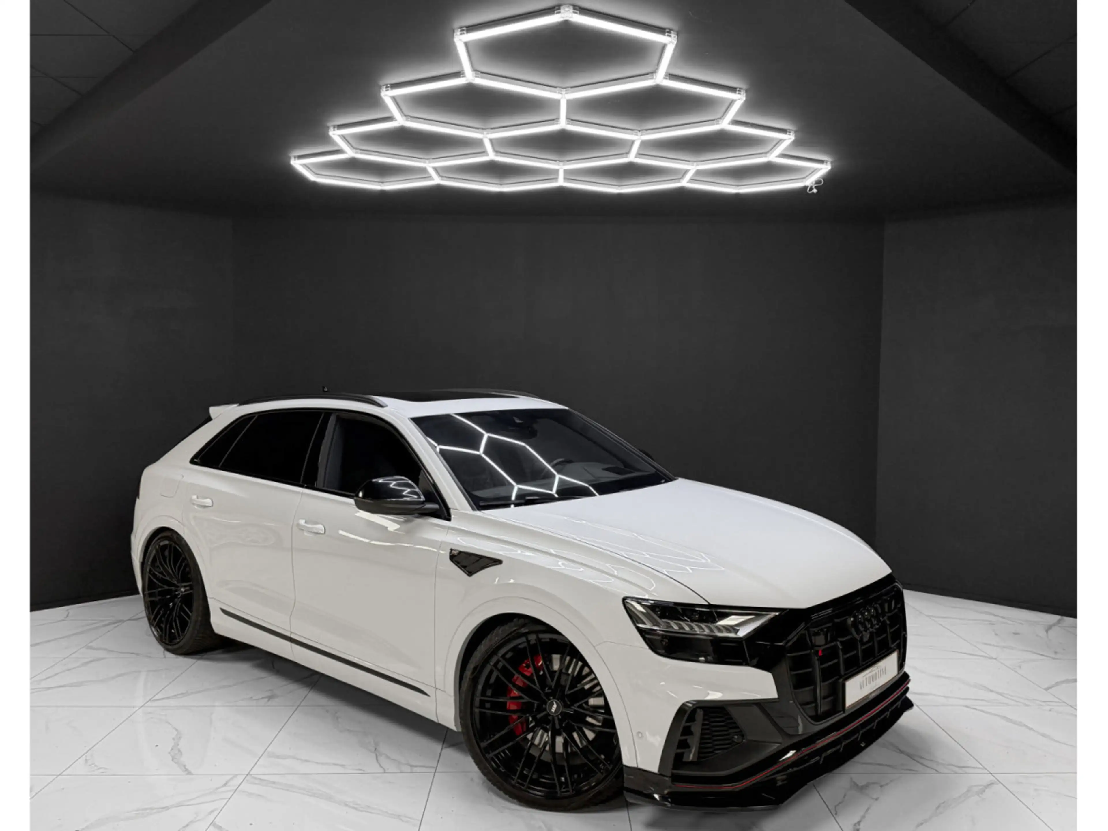 Audi SQ8 4.0 TFSI / ABT / MATRIX / B&O / PANO / HEAD-UP / 3 — photo 7