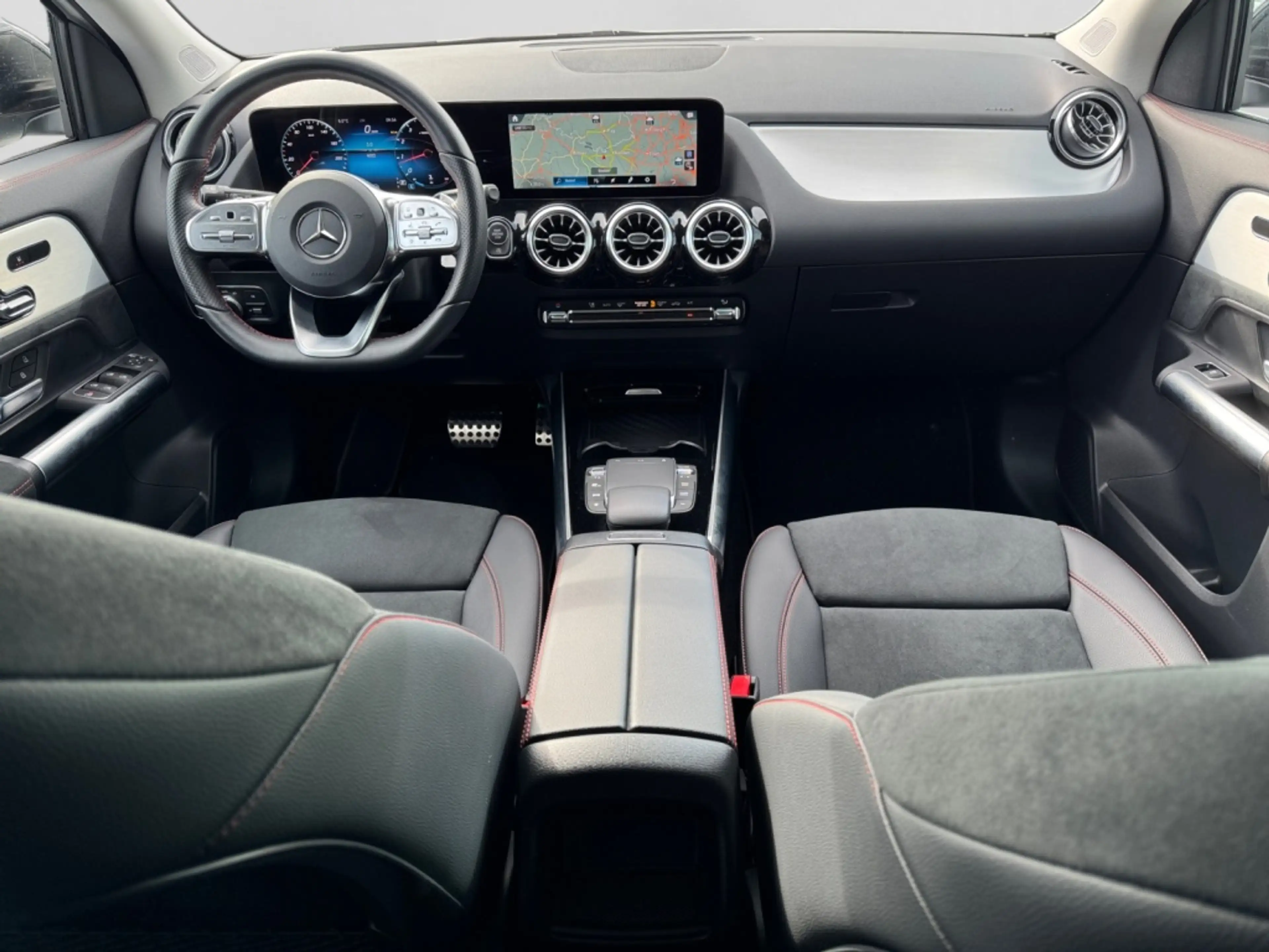 Mercedes-Benz GLA 250 4M AMG|NIGHT|DISTR|KAMERA|SHZ|AHK — photo 7