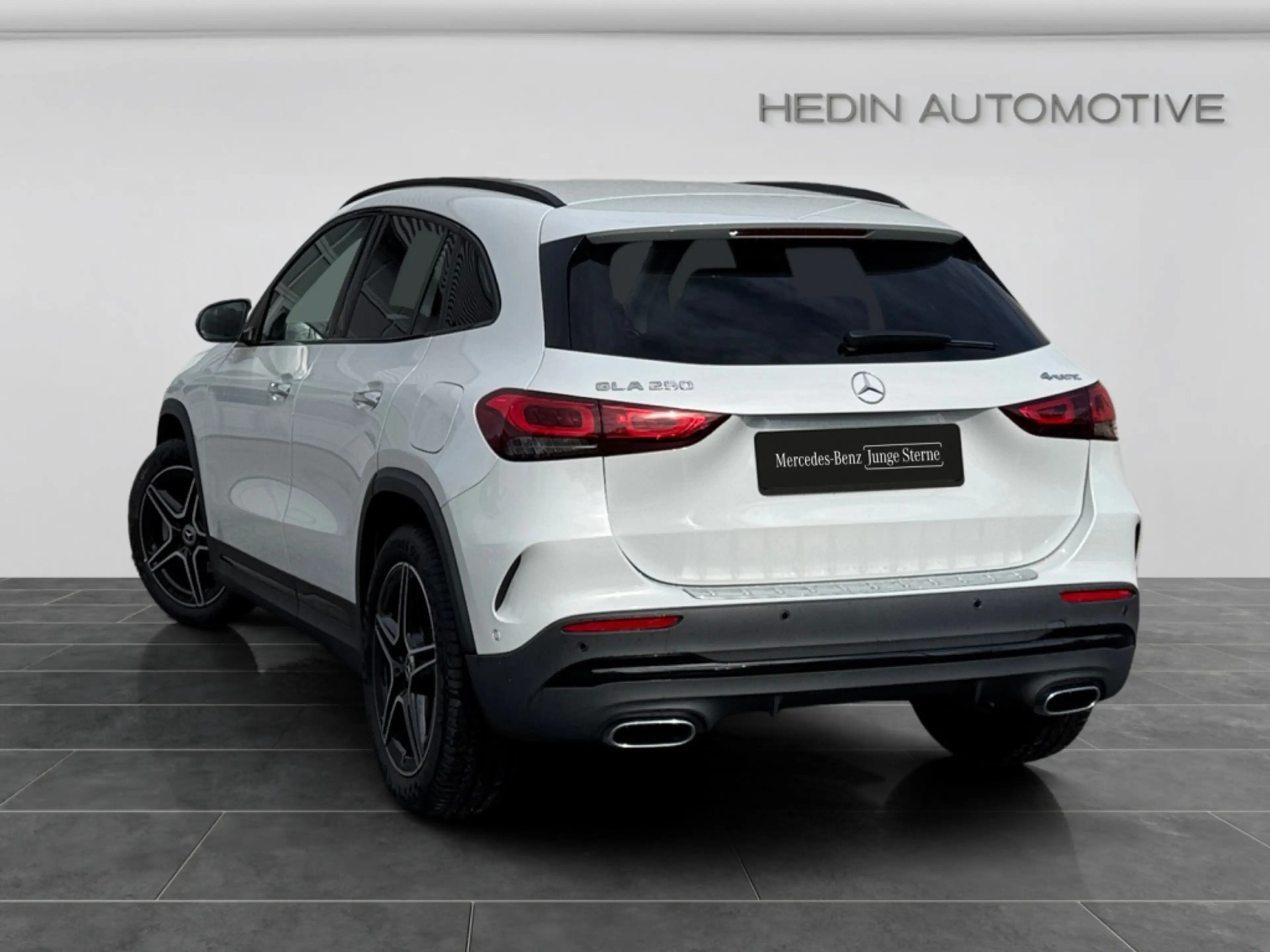 Mercedes-Benz GLA 250 4M AMG|NIGHT|DISTR|KAMERA|SHZ|AHK — photo 3