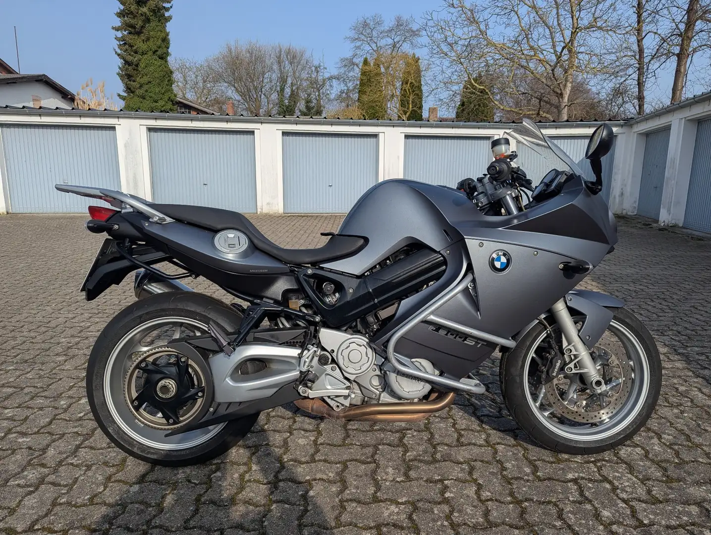 BMW F 800 ST - 1