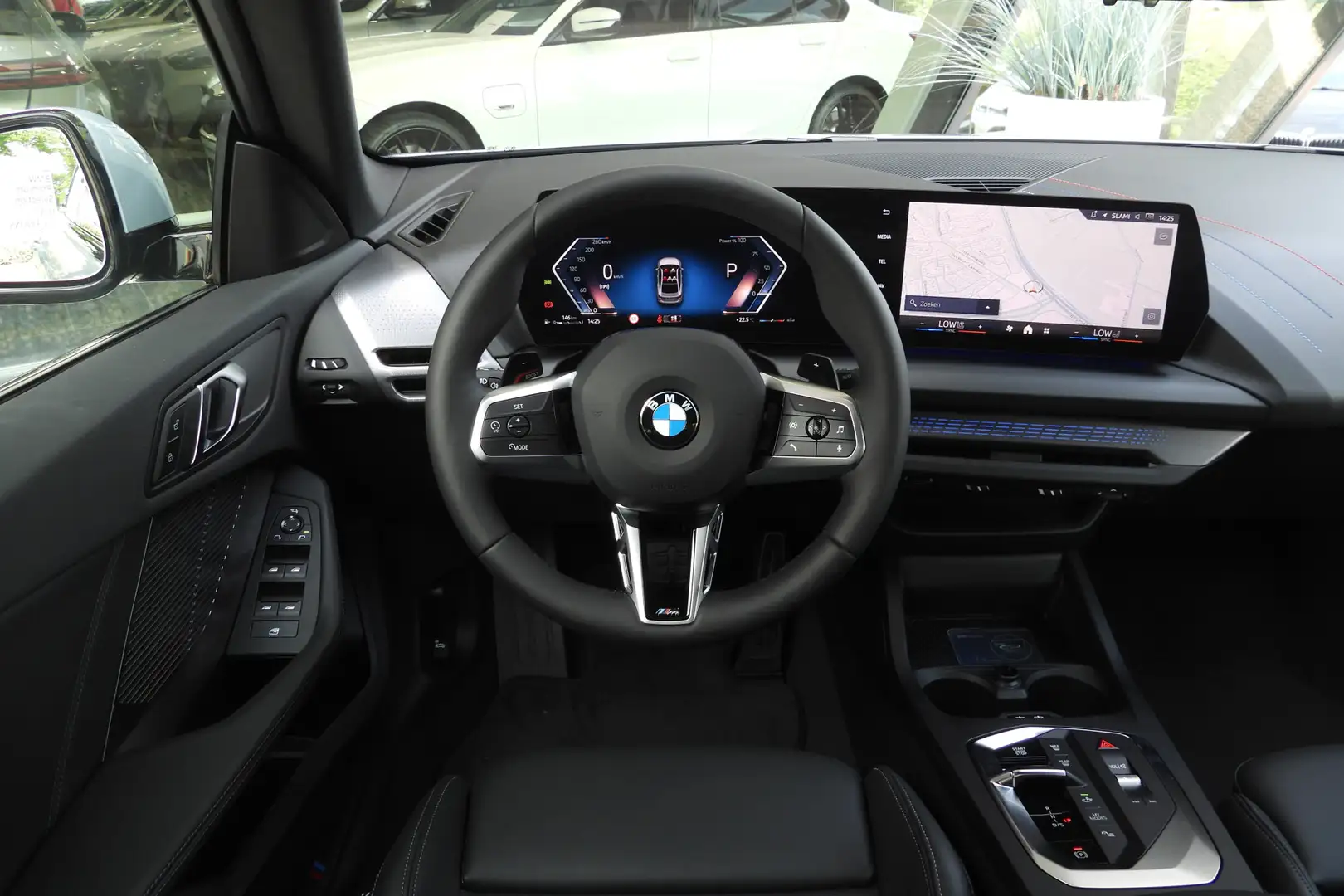 BMW 220 Serie Gran Coupé M Sport Automaat / Sportstoelen / Grijs - 2