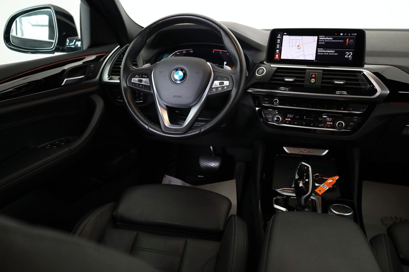 BMW X4 xDrive 20 d xLine,Leder,Navi,LED,SH,Kamera — photo 11