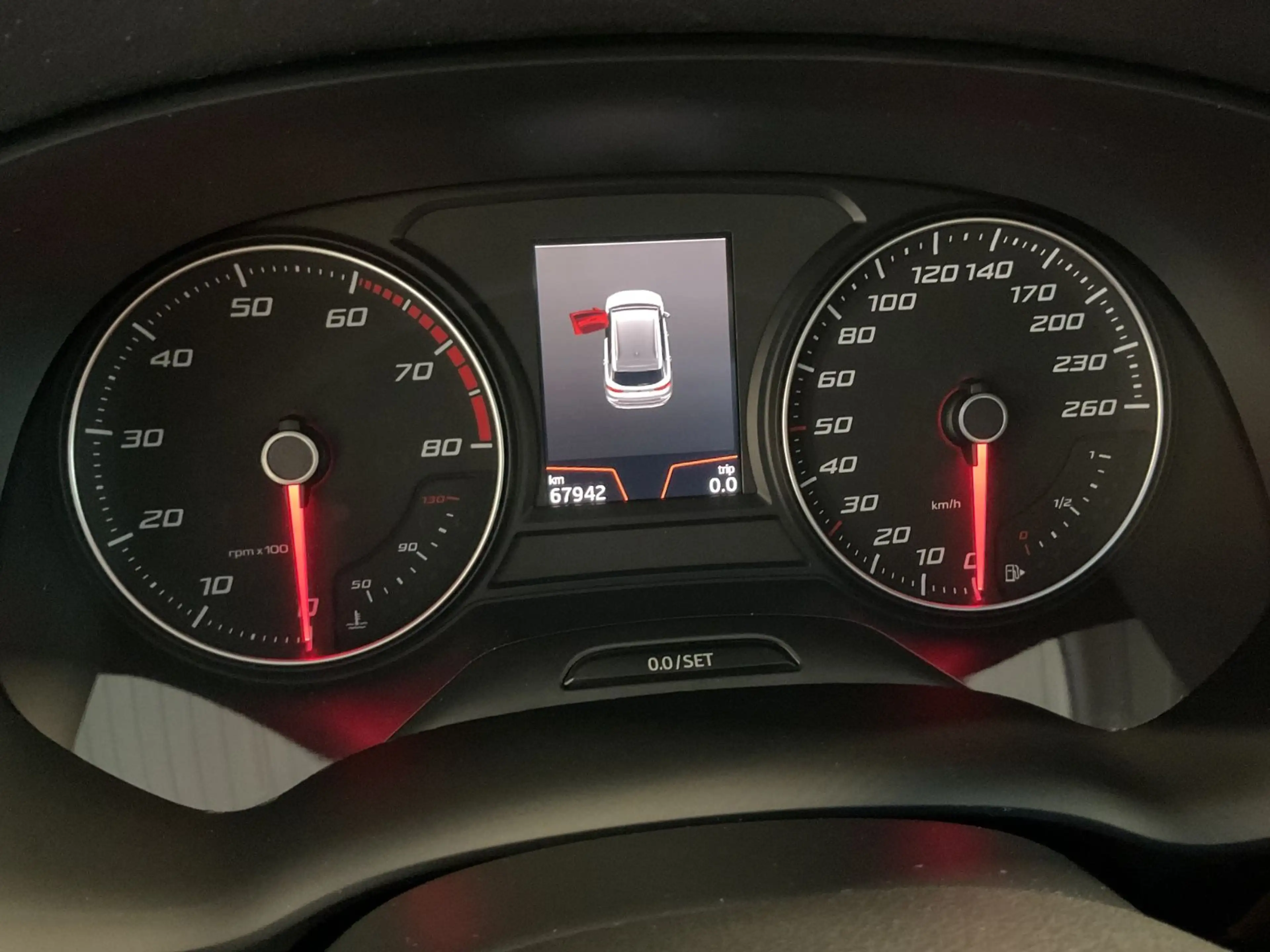 SEAT Ateca FR 2.0 TSI 4Drive ACC AHK beats LED Navi — photo 11