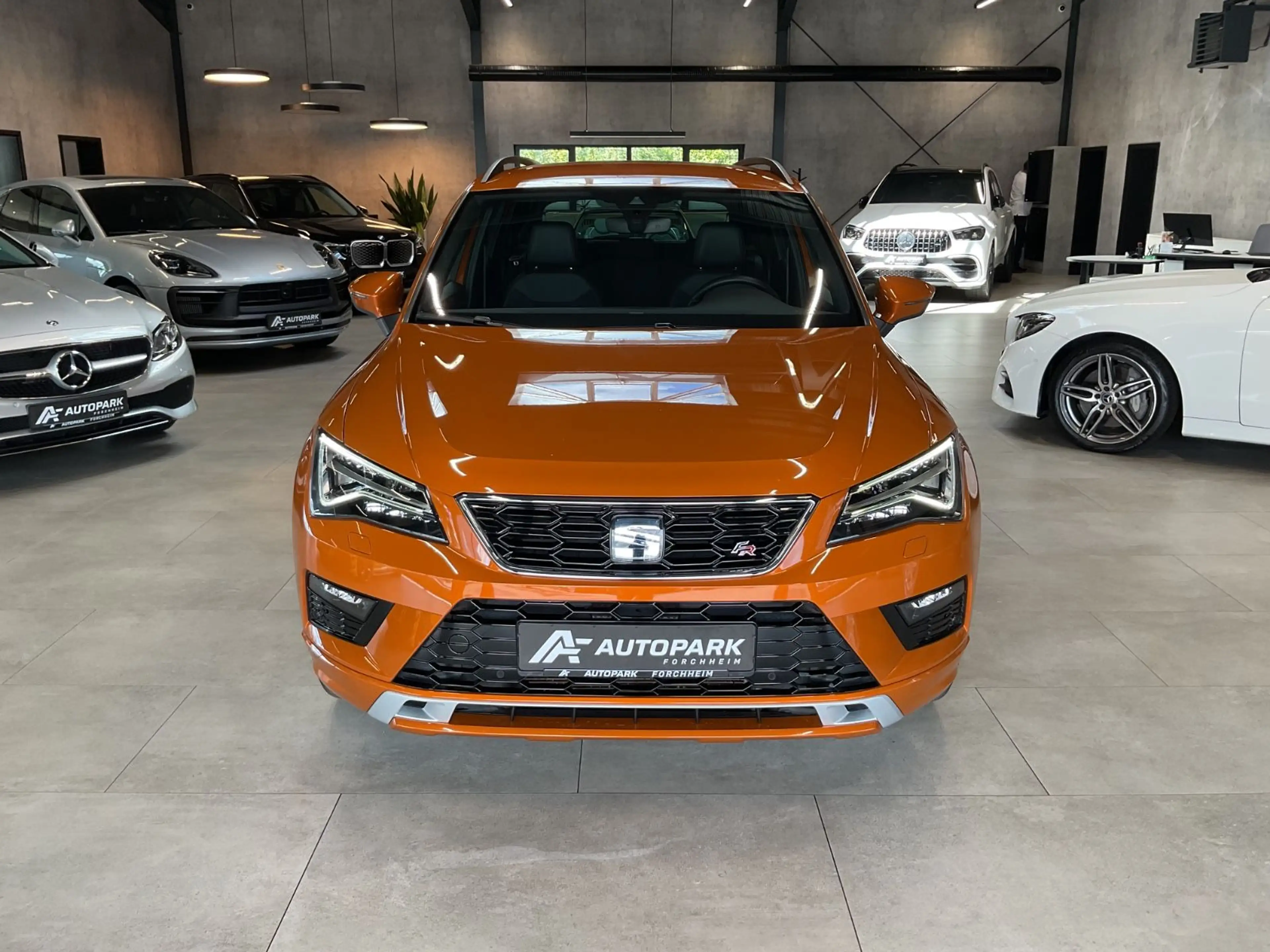 SEAT Ateca FR 2.0 TSI 4Drive ACC AHK beats LED Navi — photo 2