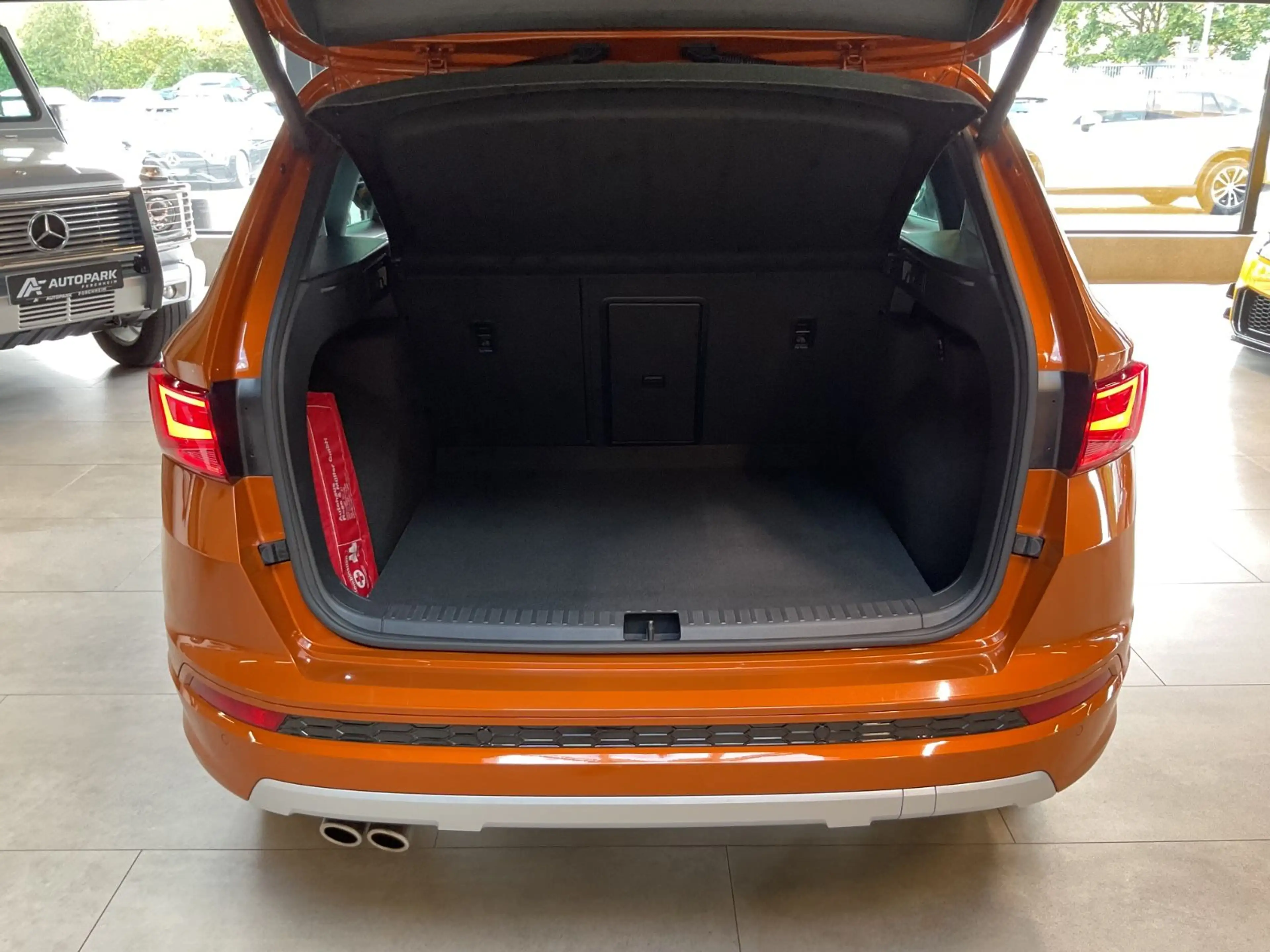 SEAT Ateca FR 2.0 TSI 4Drive ACC AHK beats LED Navi — photo 15