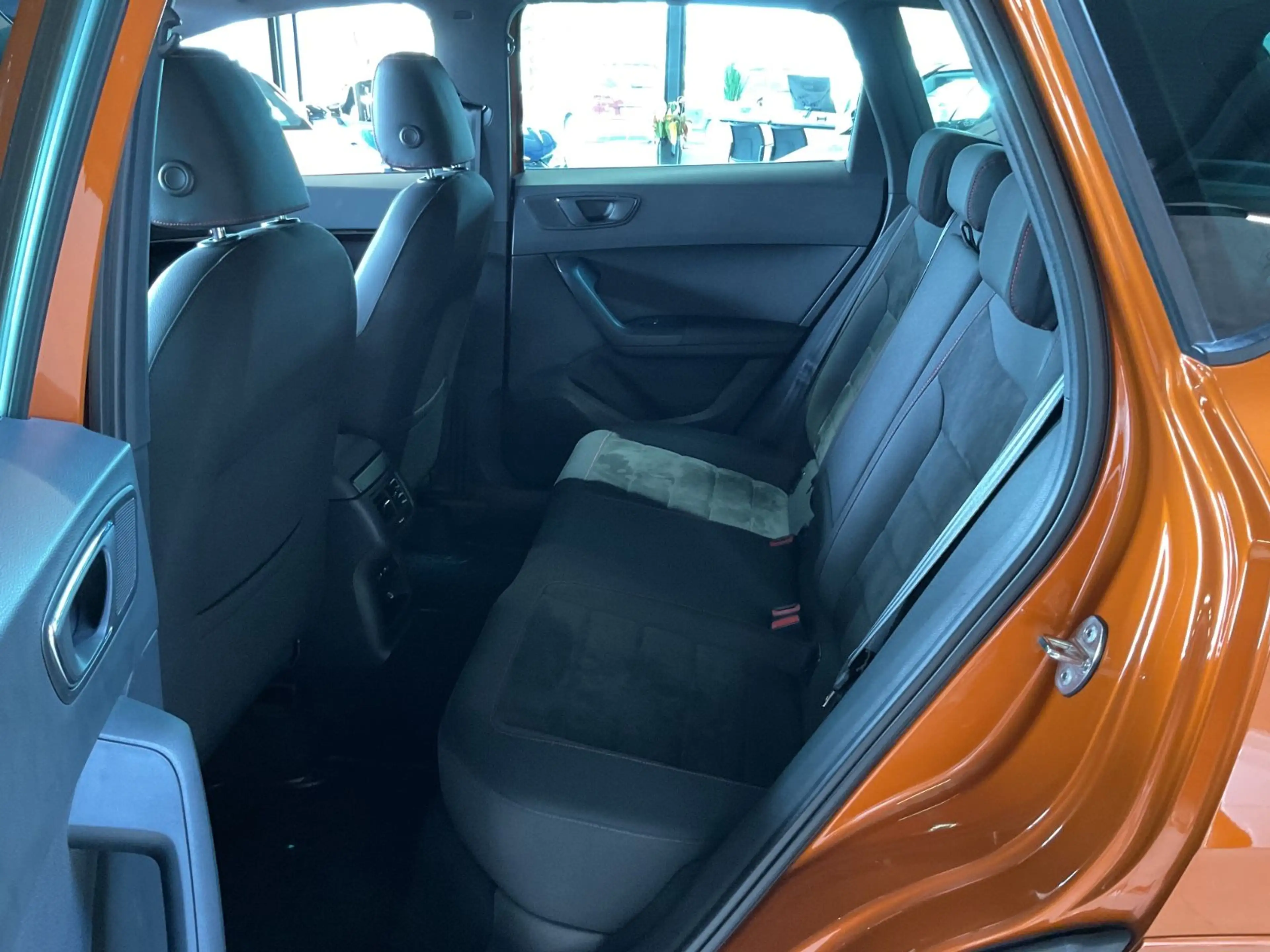 SEAT Ateca FR 2.0 TSI 4Drive ACC AHK beats LED Navi — photo 13