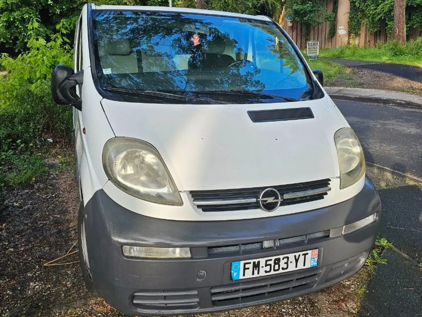 Opel Vivaro VIVARO FGN F2700 C1 1.9 DTI Blanc - 2