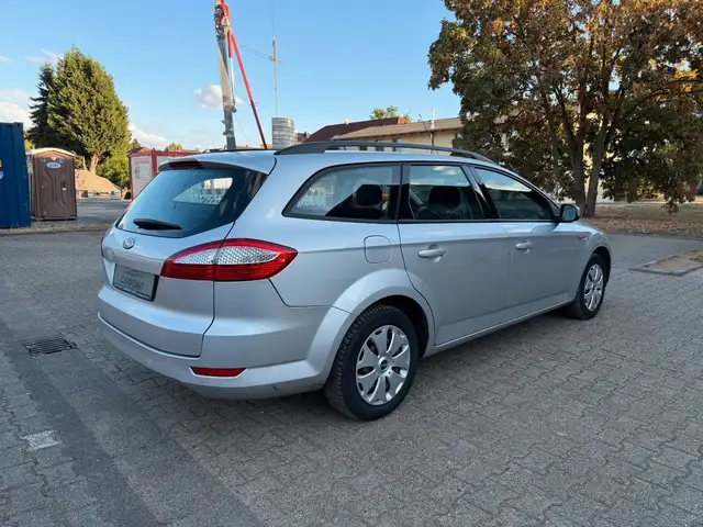 Ford Mondeo view 7