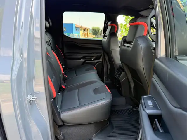 Ford Ranger view 9