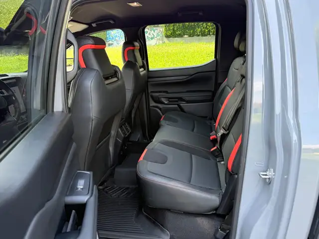 Ford Ranger view 8
