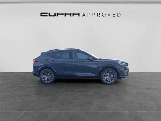 Cupra Formentor view 3