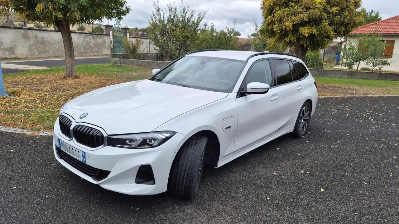 BMW 330 Touring 330 e Plug in Hybrid xDrive