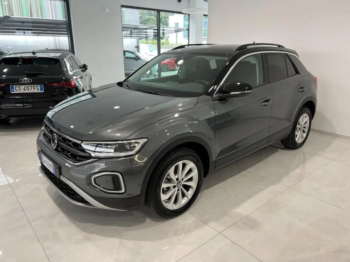 Volkswagen T-Roc 1.0 TSI Edition Plus Prezzo Reale Accessoriata Gris - 1
