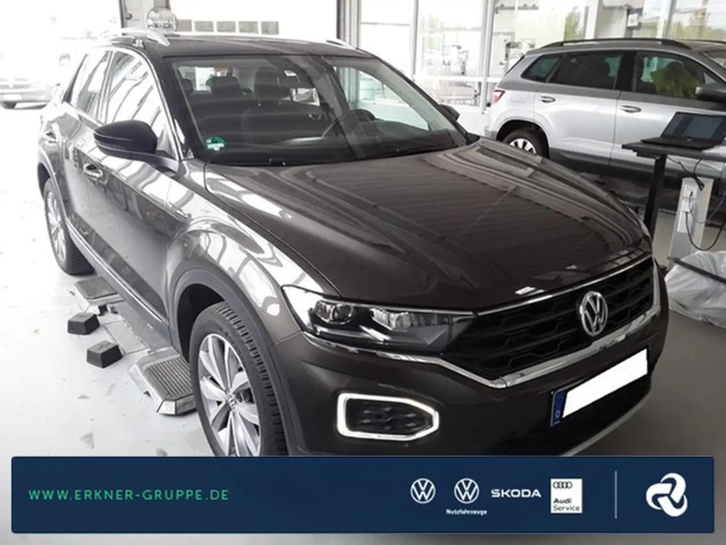 Volkswagen T-Roc 1.0TSI Style LED+LANE+SITZHZ+BLUETOOTH+++ Braun - 1