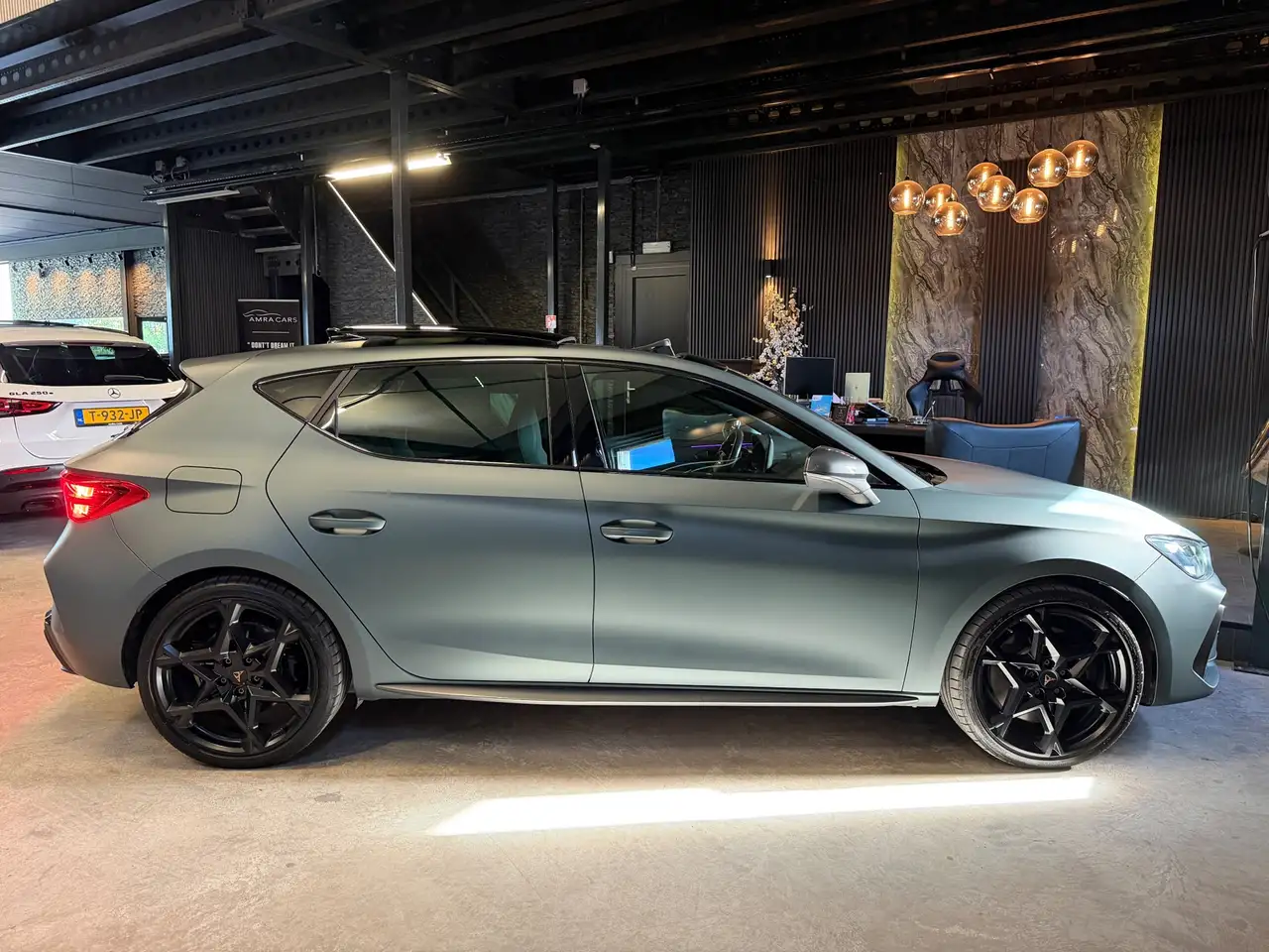 Cupra Leon 1.5 TSI e-Hybrid VZ Extreme 272PK PANO FULL OPTION, миниатюра 11
