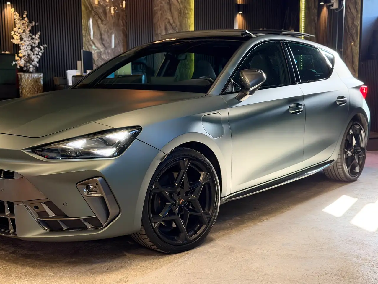 Cupra Leon 1.5 TSI e-Hybrid VZ Extreme 272PK PANO FULL OPTION, миниатюра 6