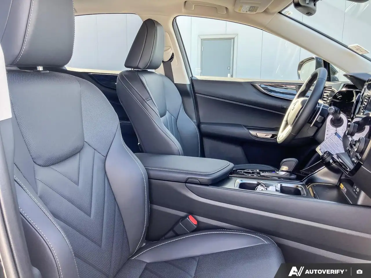Lexus NX снимка Lexus NX