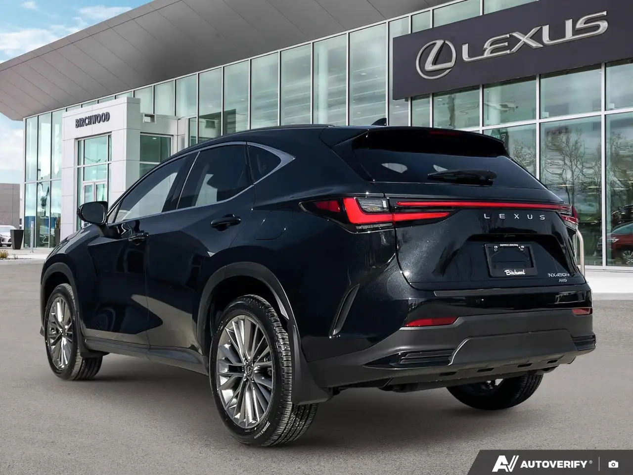 Lexus NX снимка Lexus NX