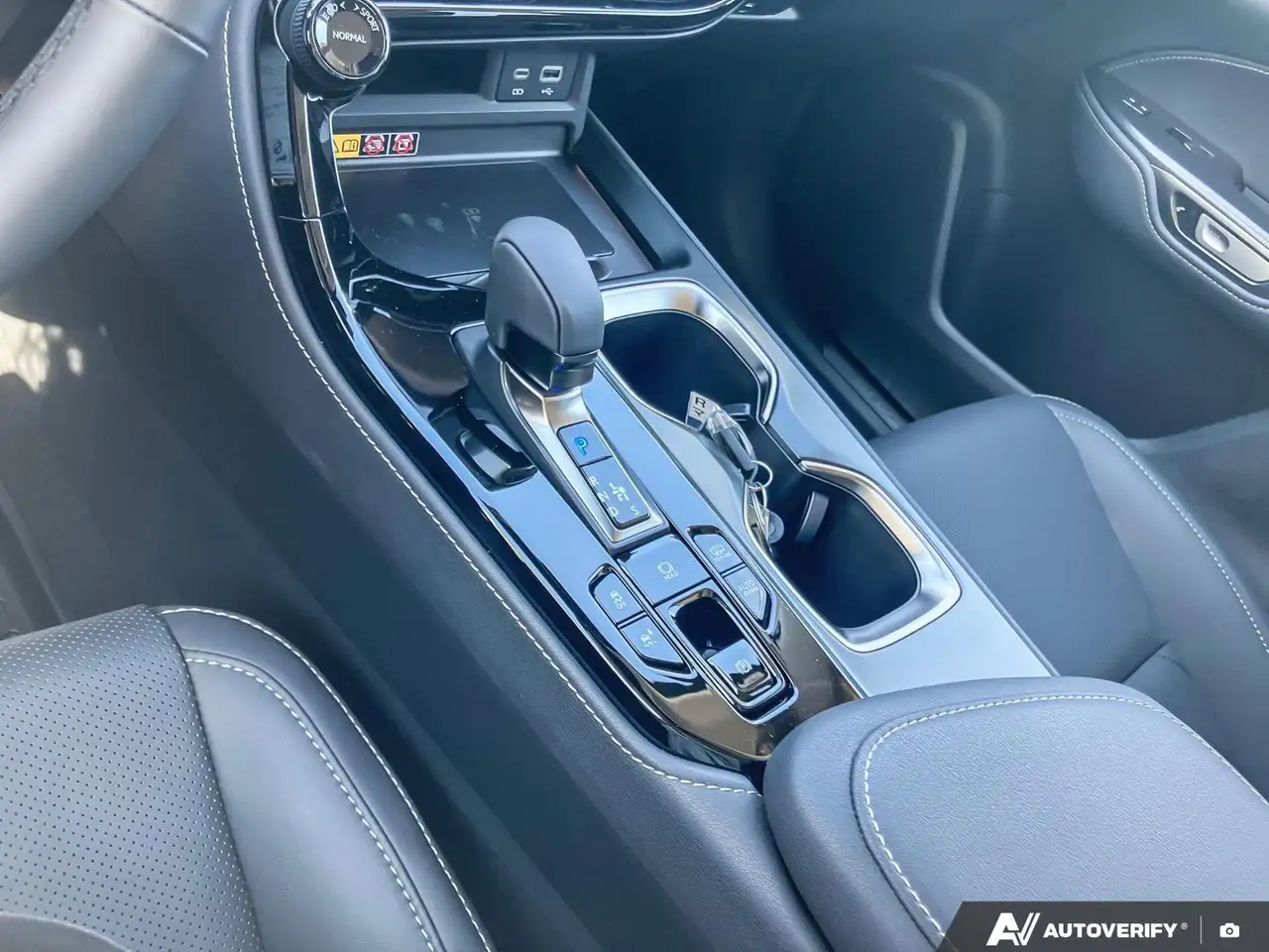 Lexus NX снимка Lexus NX
