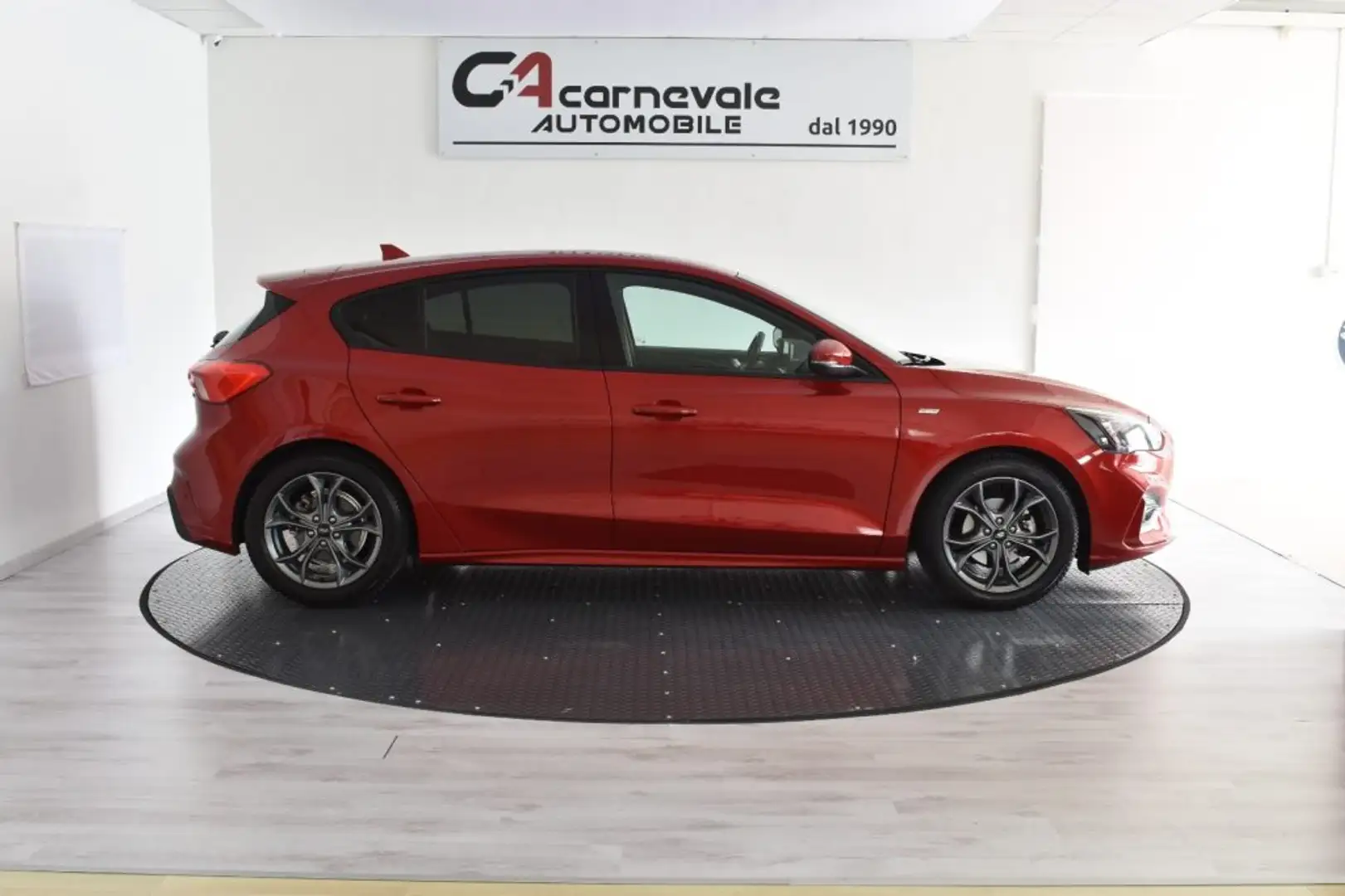 Ford Focus 1,0-ST Line-83.319KM-LED-CAM-Neo Paten.-Navi-Bluet Rojo - 1