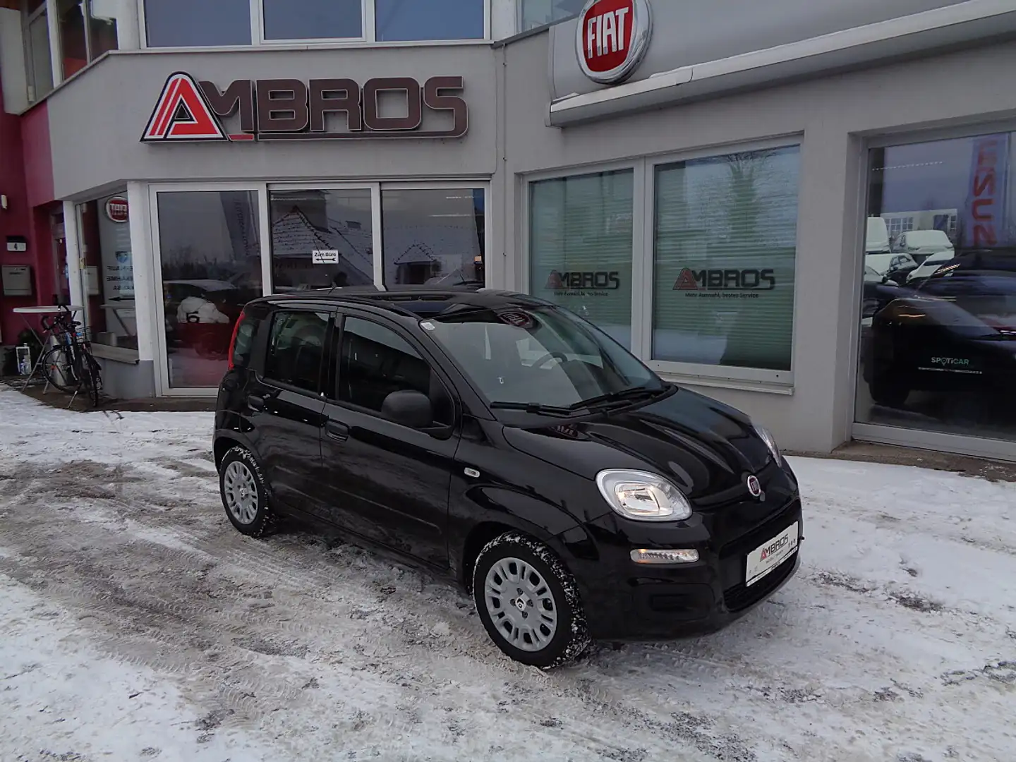 Fiat Panda 4x2 FireFly Hybrid 70 Schwarz - 2