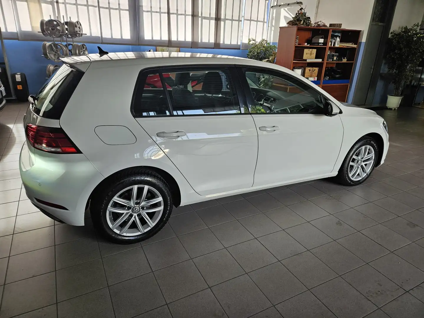 Volkswagen Golf Golf 5p 1.6 tdi Business 115cv Weiß - 2