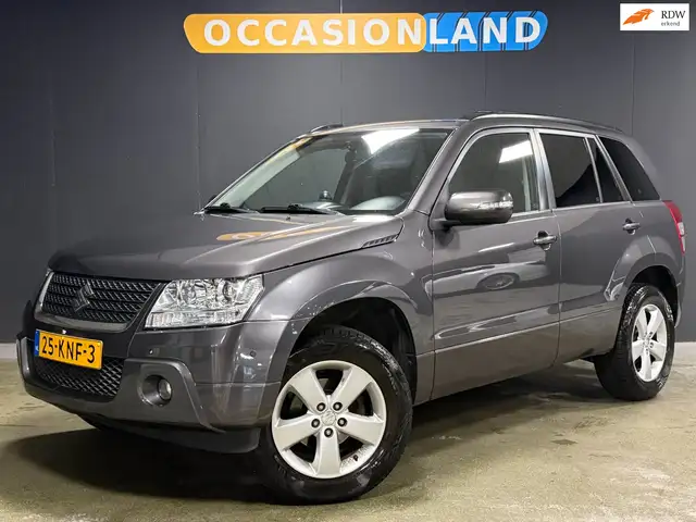 Suzuki Grand Vitara 2.4 Exclusive 4x4 |PDC|CLIMATE|TREKH|MULTIMEDIA|ST