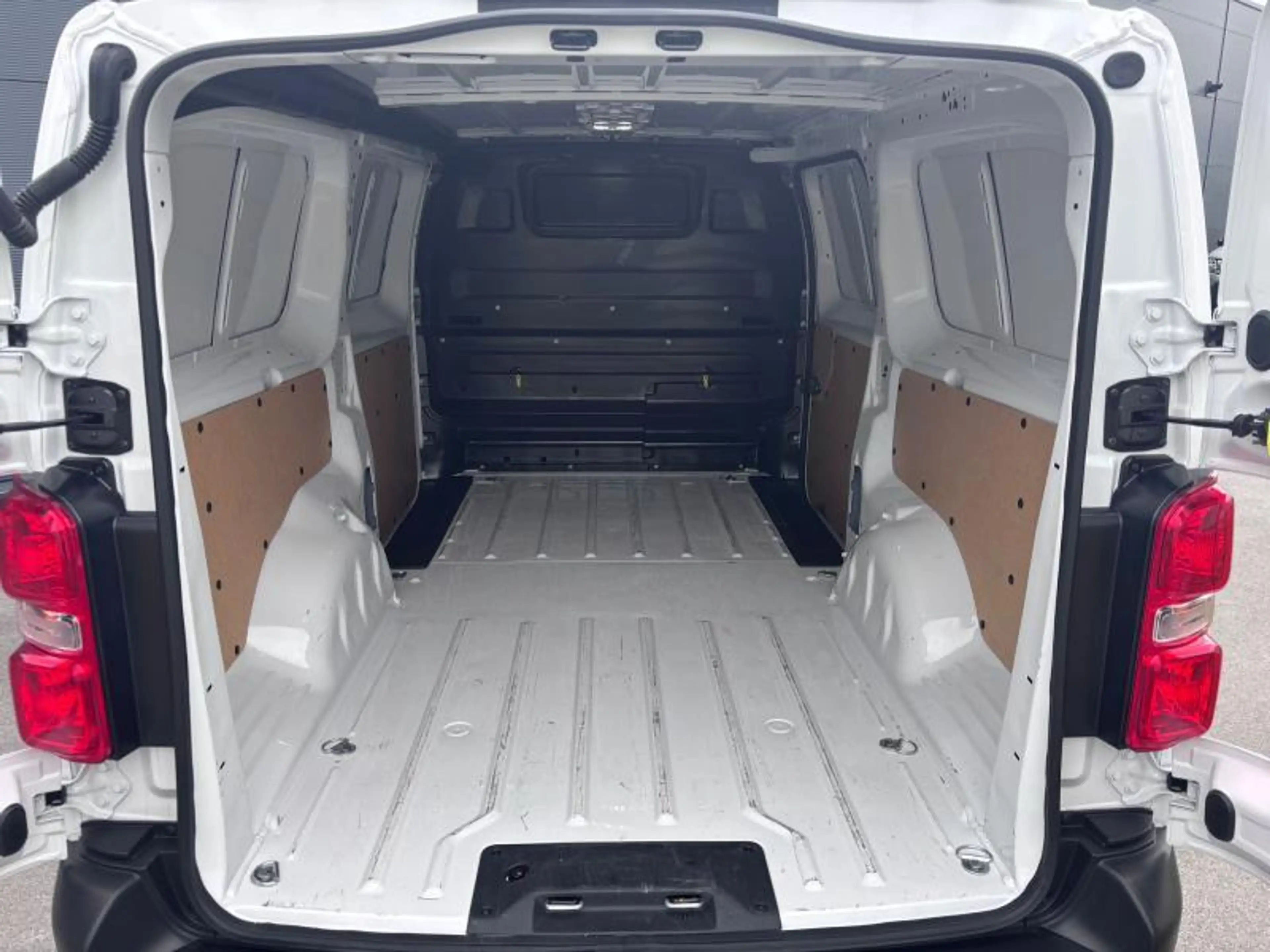 Citroen Jumpy Taille XL — photo 7