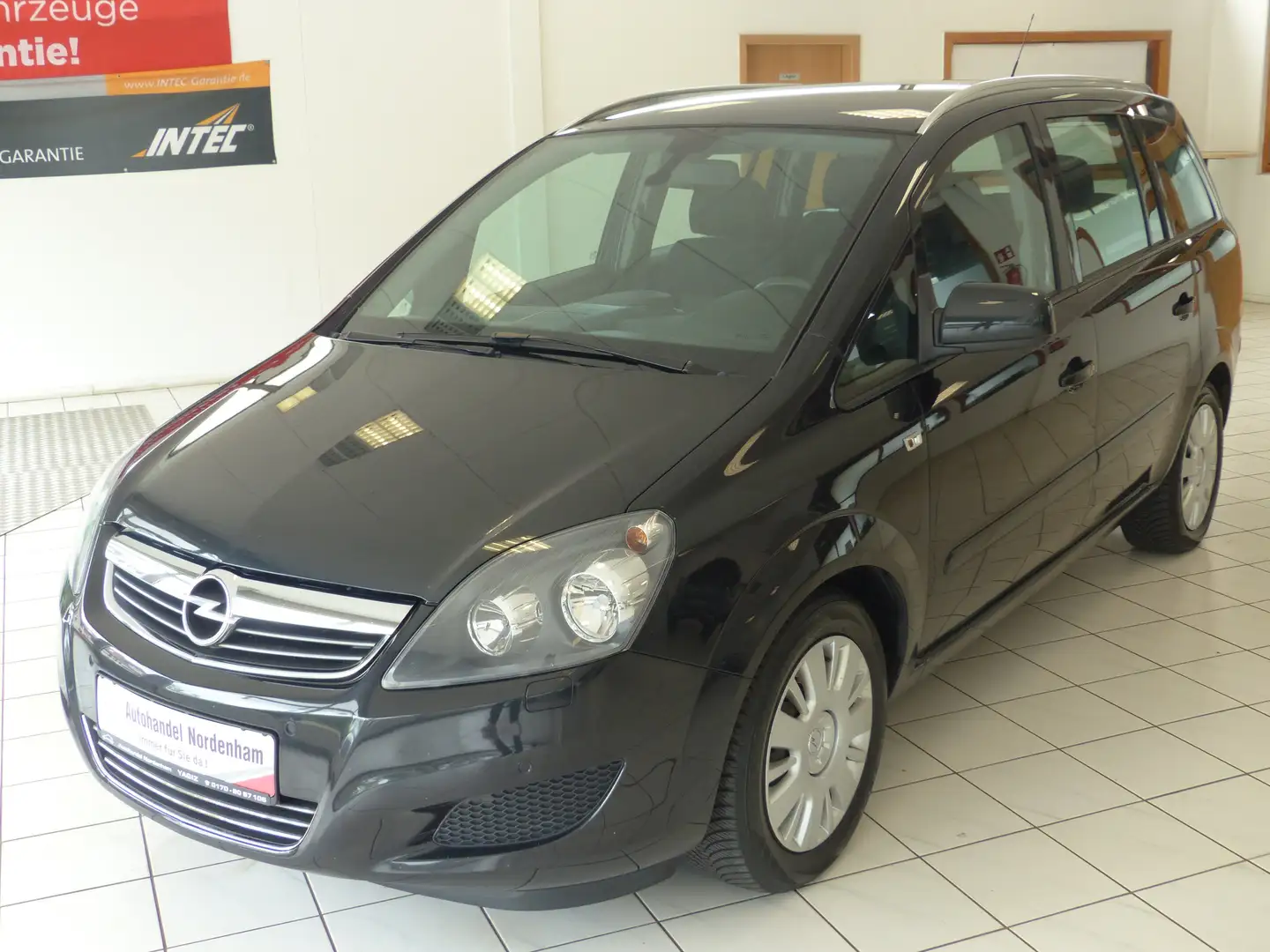Opel Zafira 1.8 Family*KLIMA*7 SITZER*TÜV NEU* Noir - 2