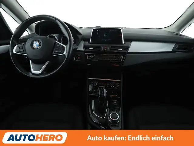 BMW 2 Series view 12