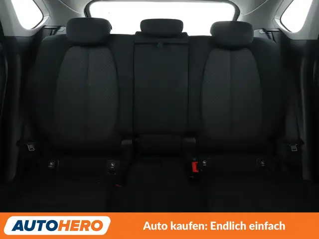 BMW 2 Series view 15