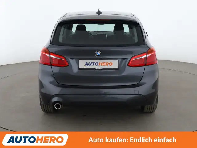BMW 2 Series view 5