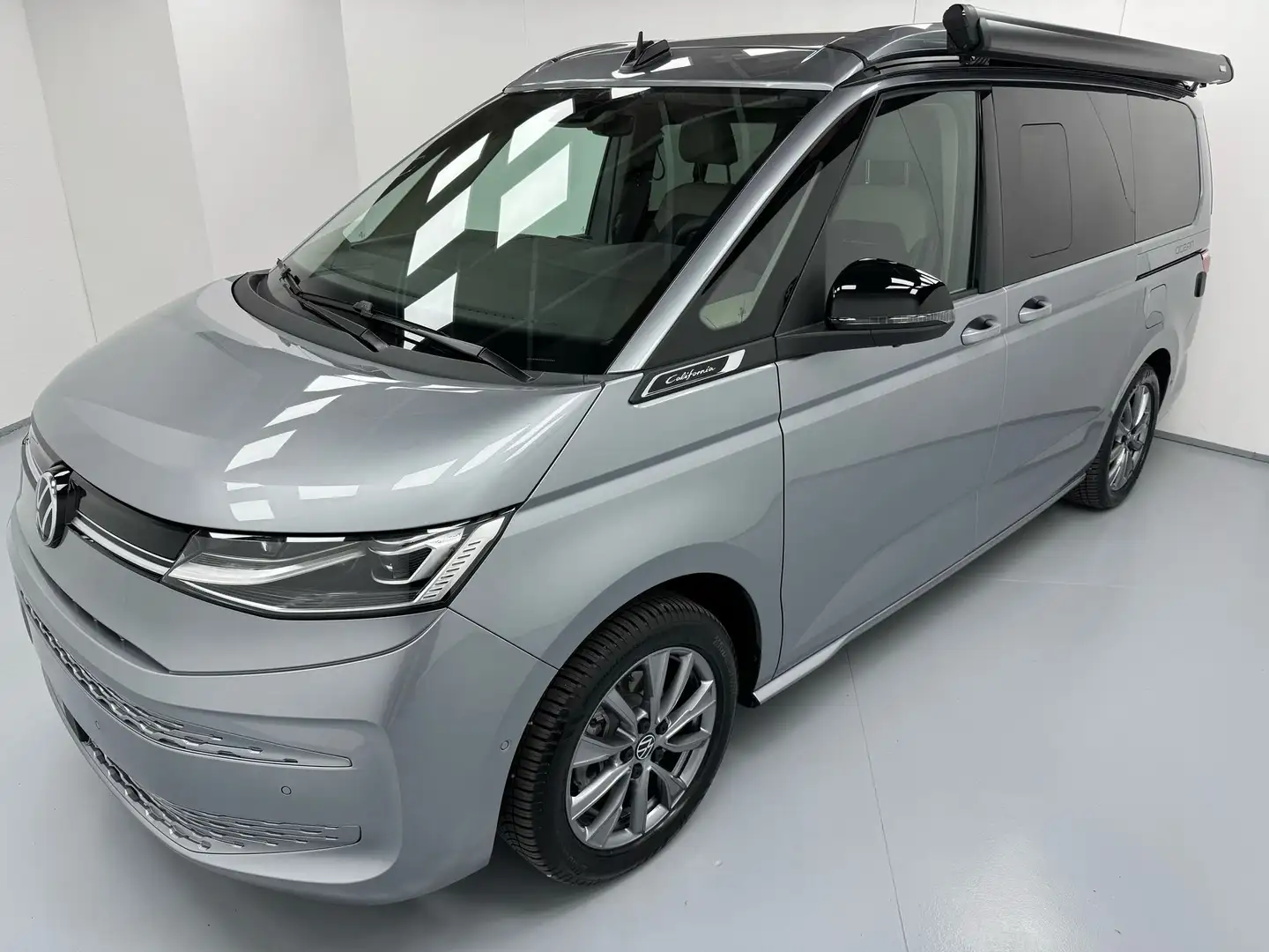 Volkswagen T7 California OCEAN 2.0 TDI DSG 150CV UFFICIALE ITALIA *PROMO!* Zilver - 2