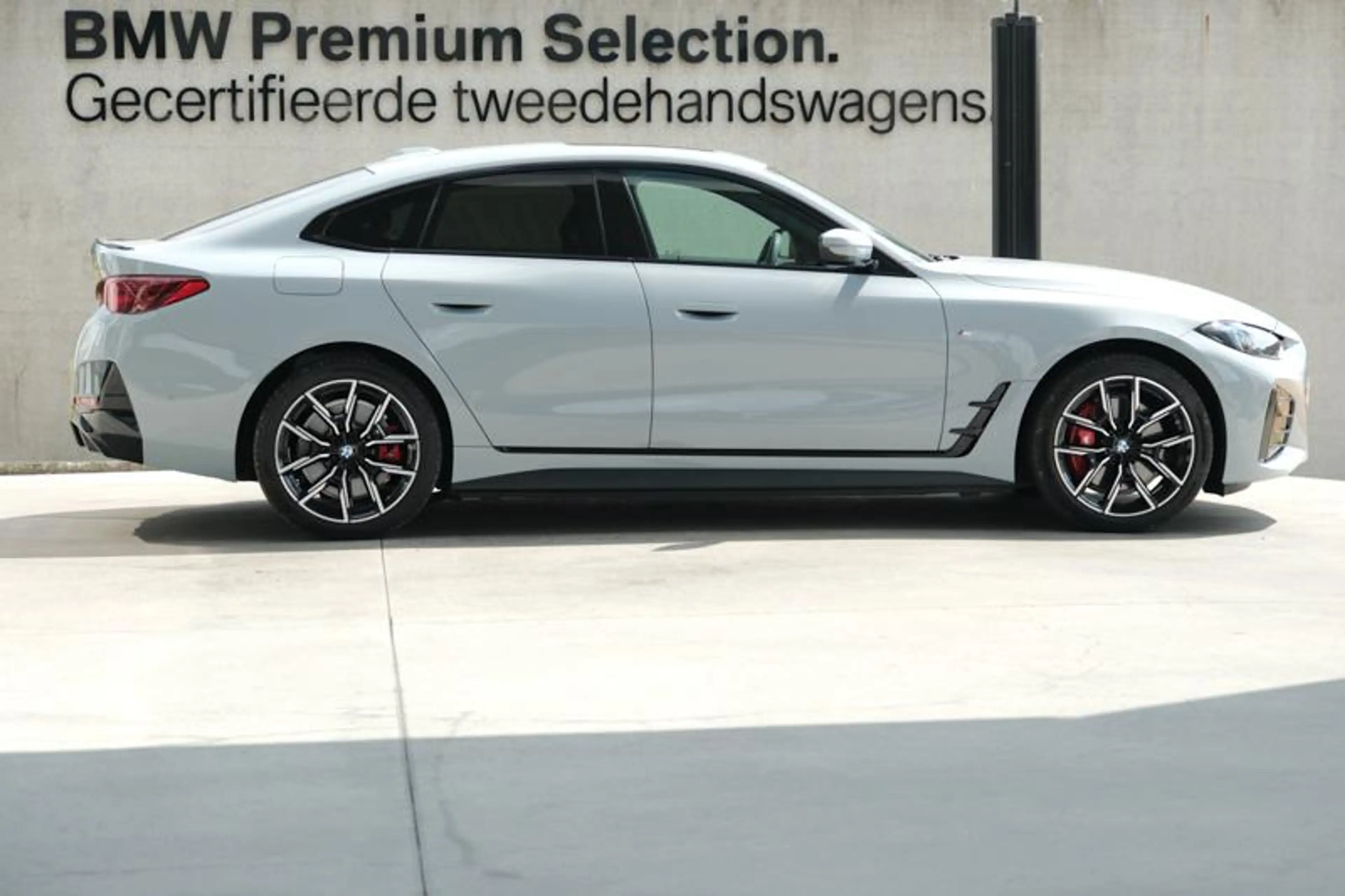 BMW i4 i4 eDrive40 M Sport Pro | SCHUIFDAK | HARMAN KARDO — photo 3