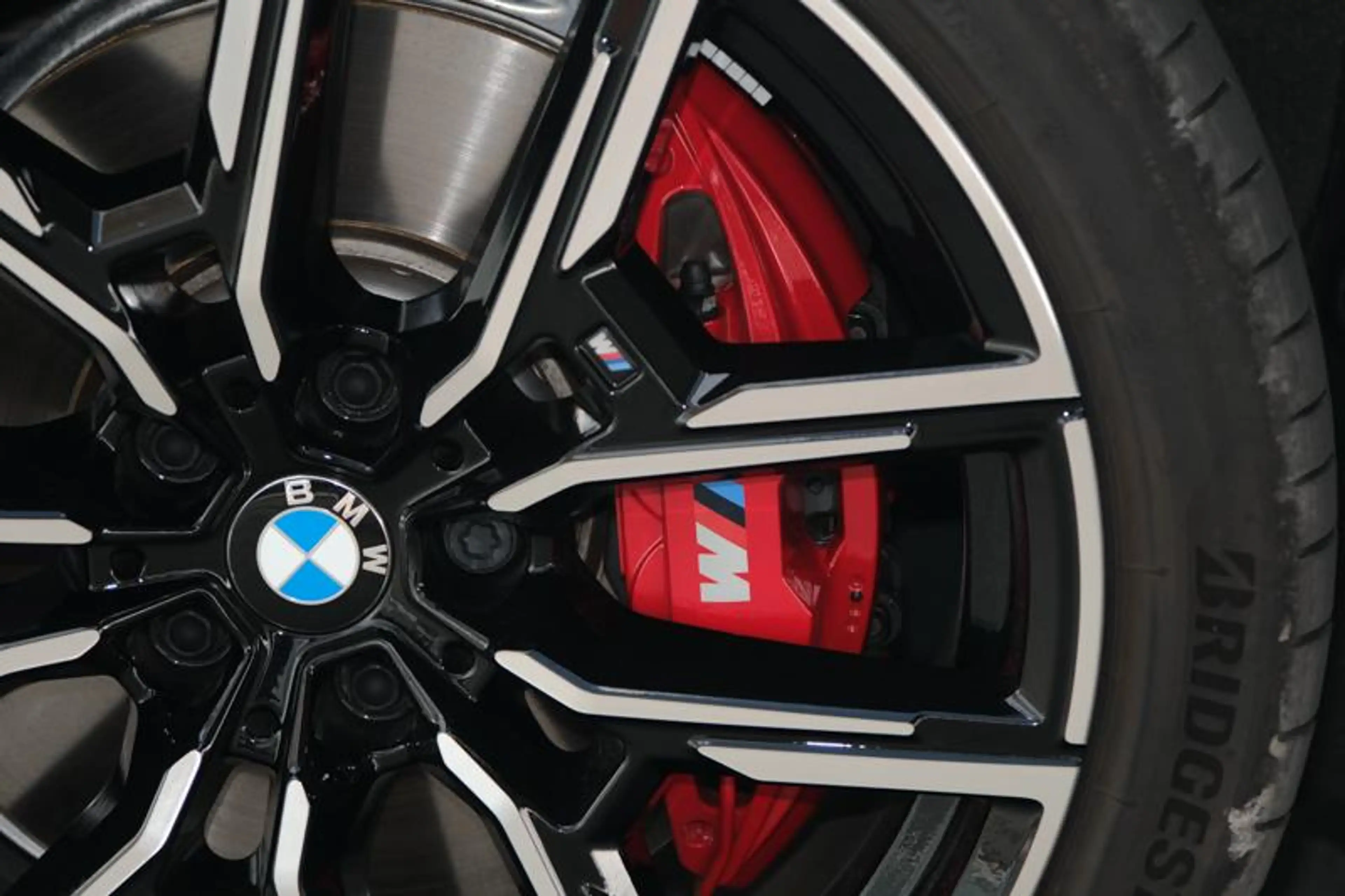 BMW i4 i4 eDrive40 M Sport Pro | SCHUIFDAK | HARMAN KARDO — photo 9