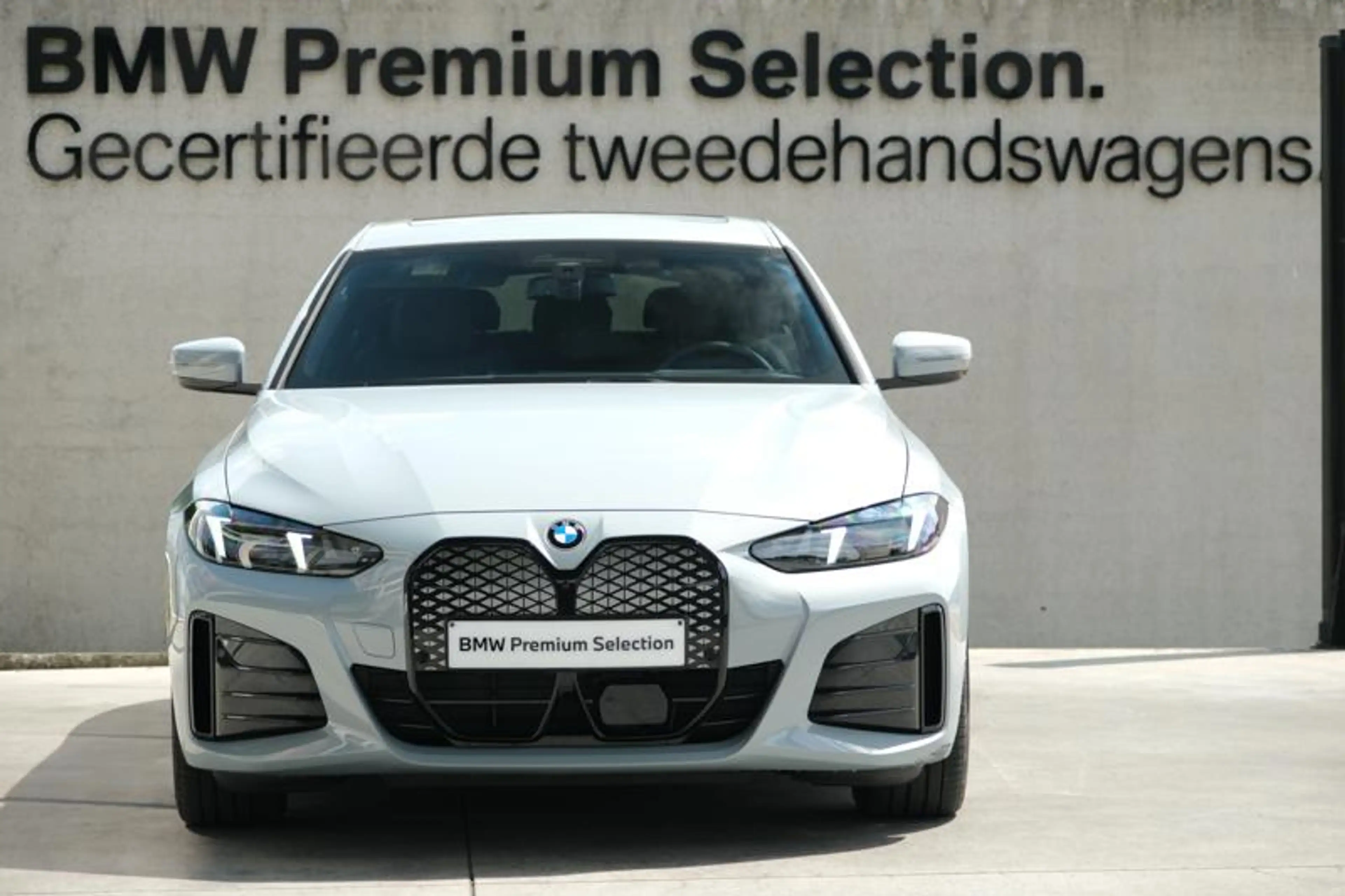 BMW i4 i4 eDrive40 M Sport Pro | SCHUIFDAK | HARMAN KARDO — photo 2