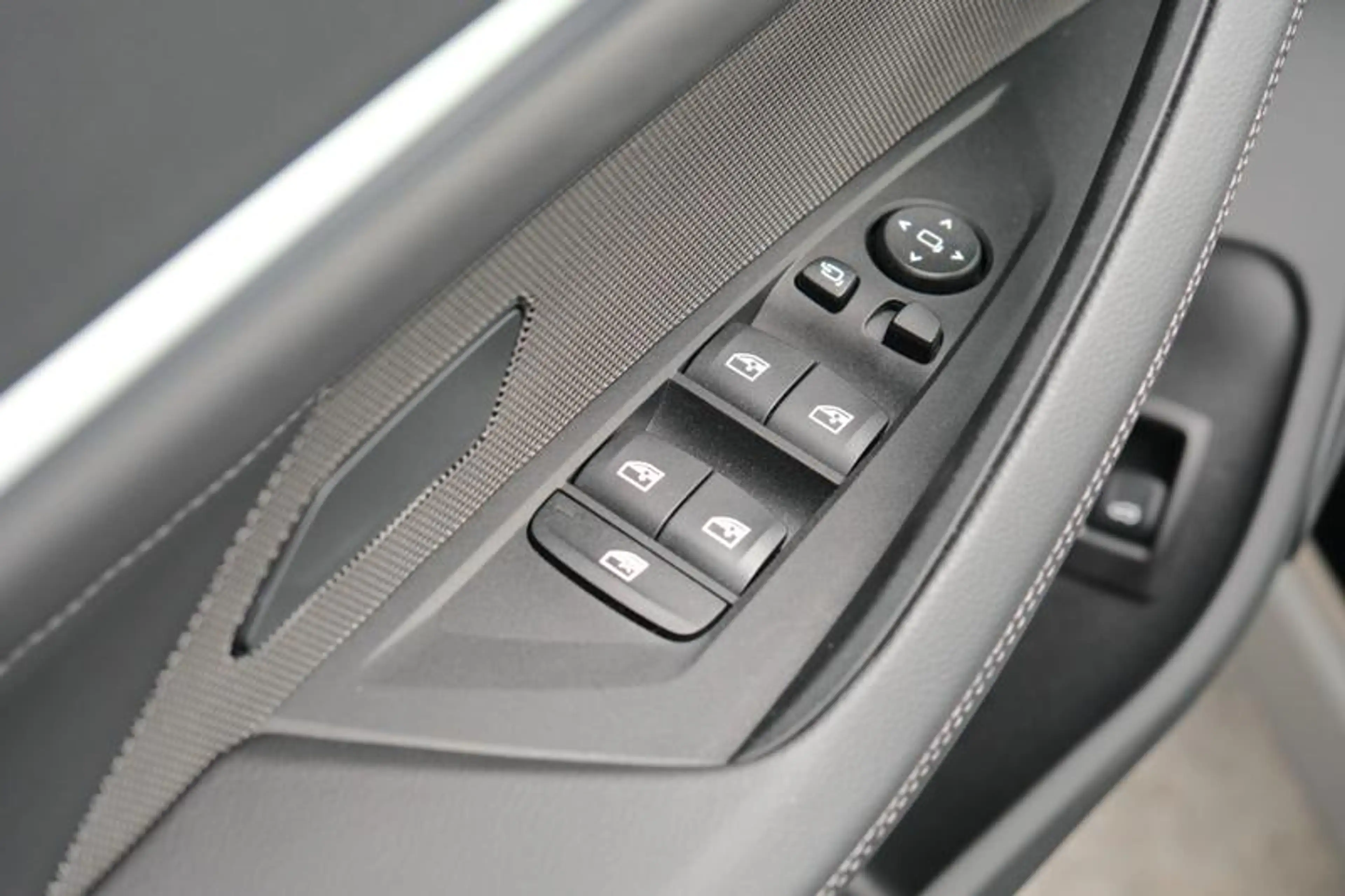 BMW i4 i4 eDrive40 M Sport Pro | SCHUIFDAK | HARMAN KARDO — photo 15