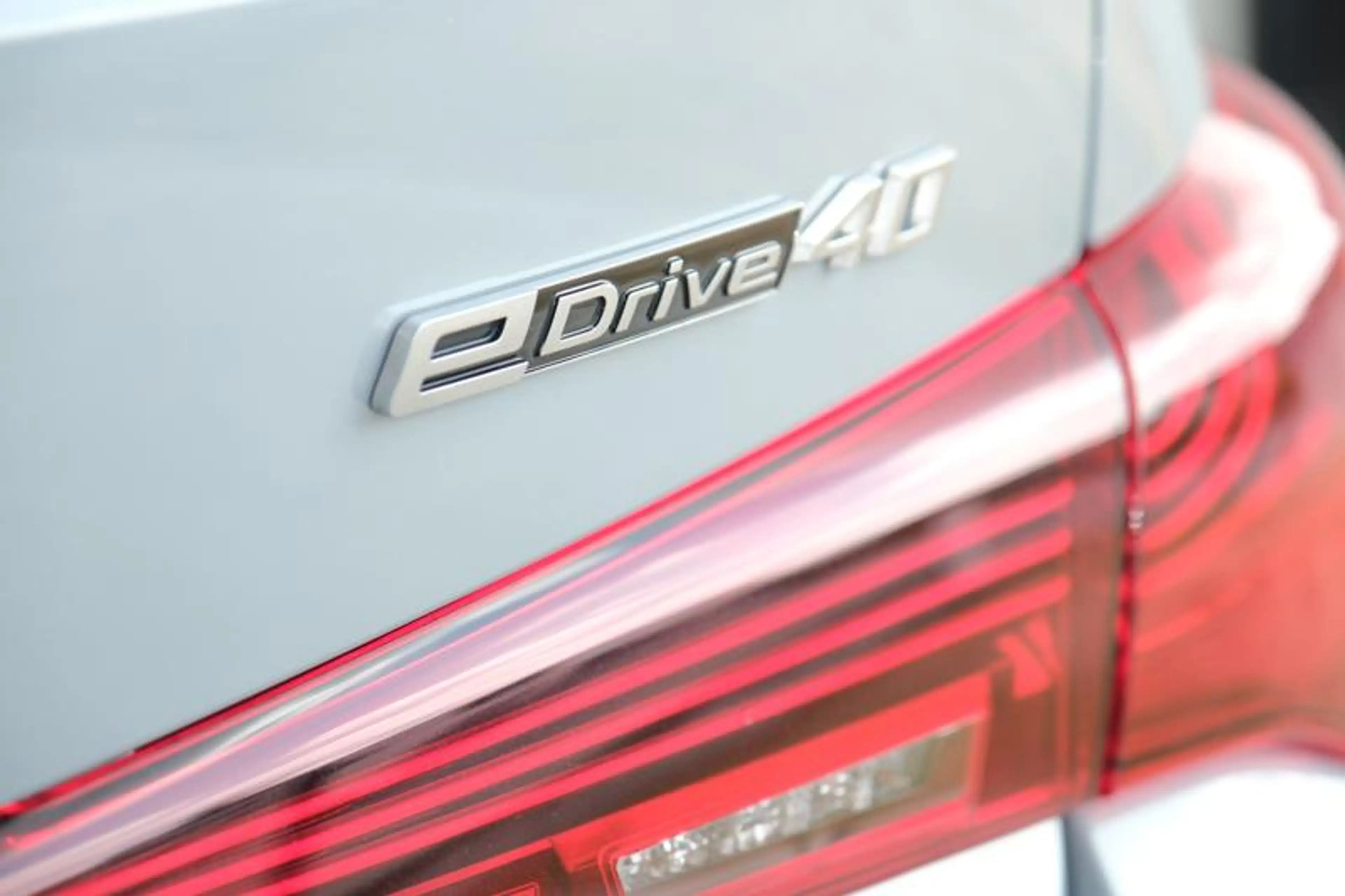 BMW i4 i4 eDrive40 M Sport Pro | SCHUIFDAK | HARMAN KARDO — photo 10