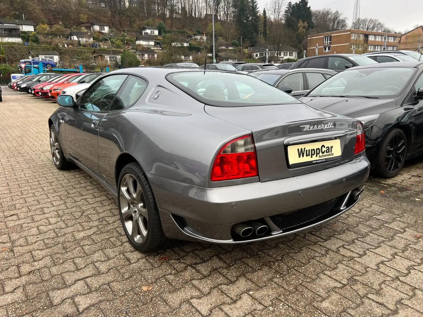 Maserati 4200 Coupe Cambiocorsa NAVI*XENON*LEDER* Gris - 2