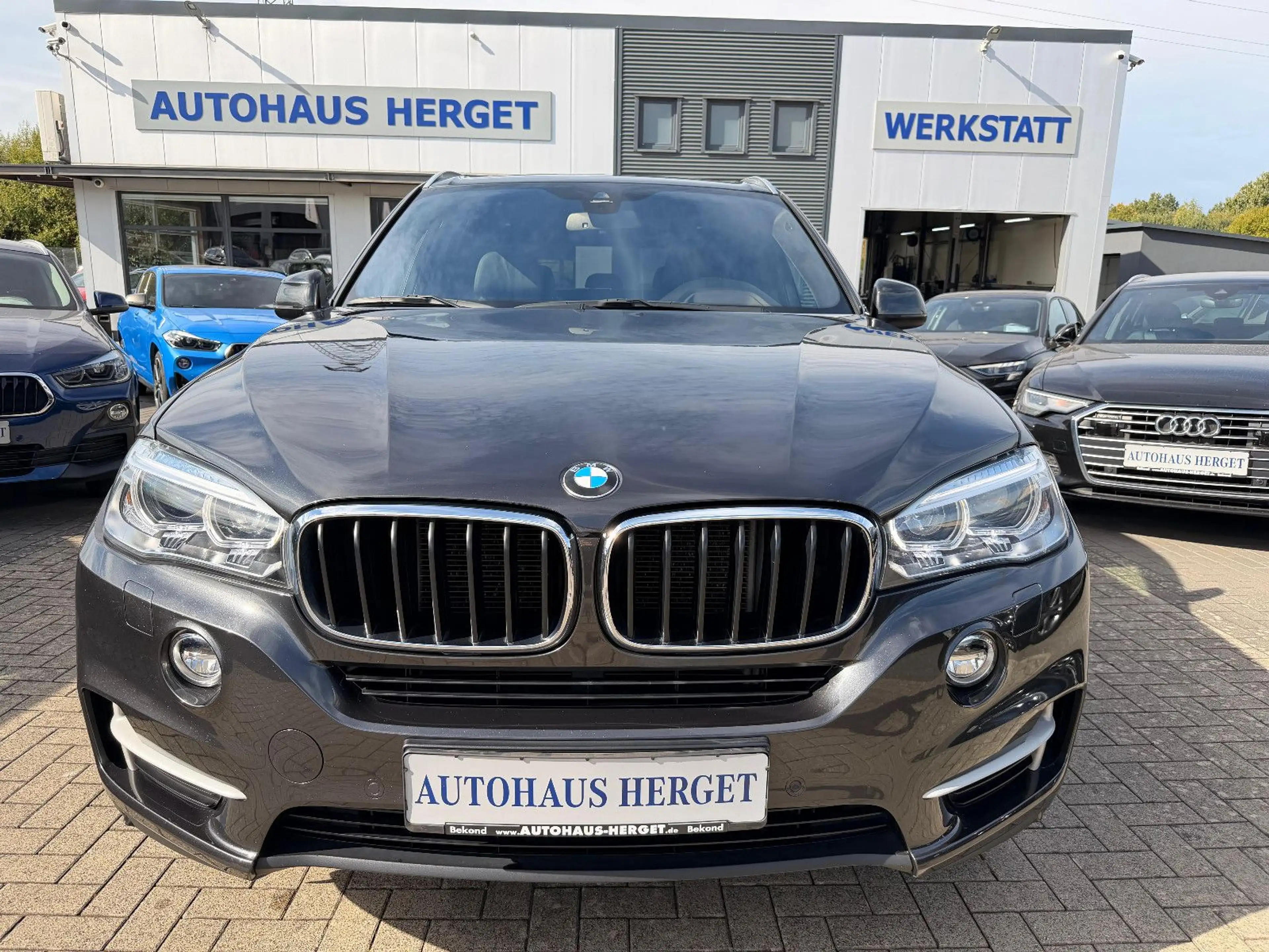 BMW X5 xDrive 30d/PANO/AHK/BI-XENON/GUTER ZUSTAND — photo 2