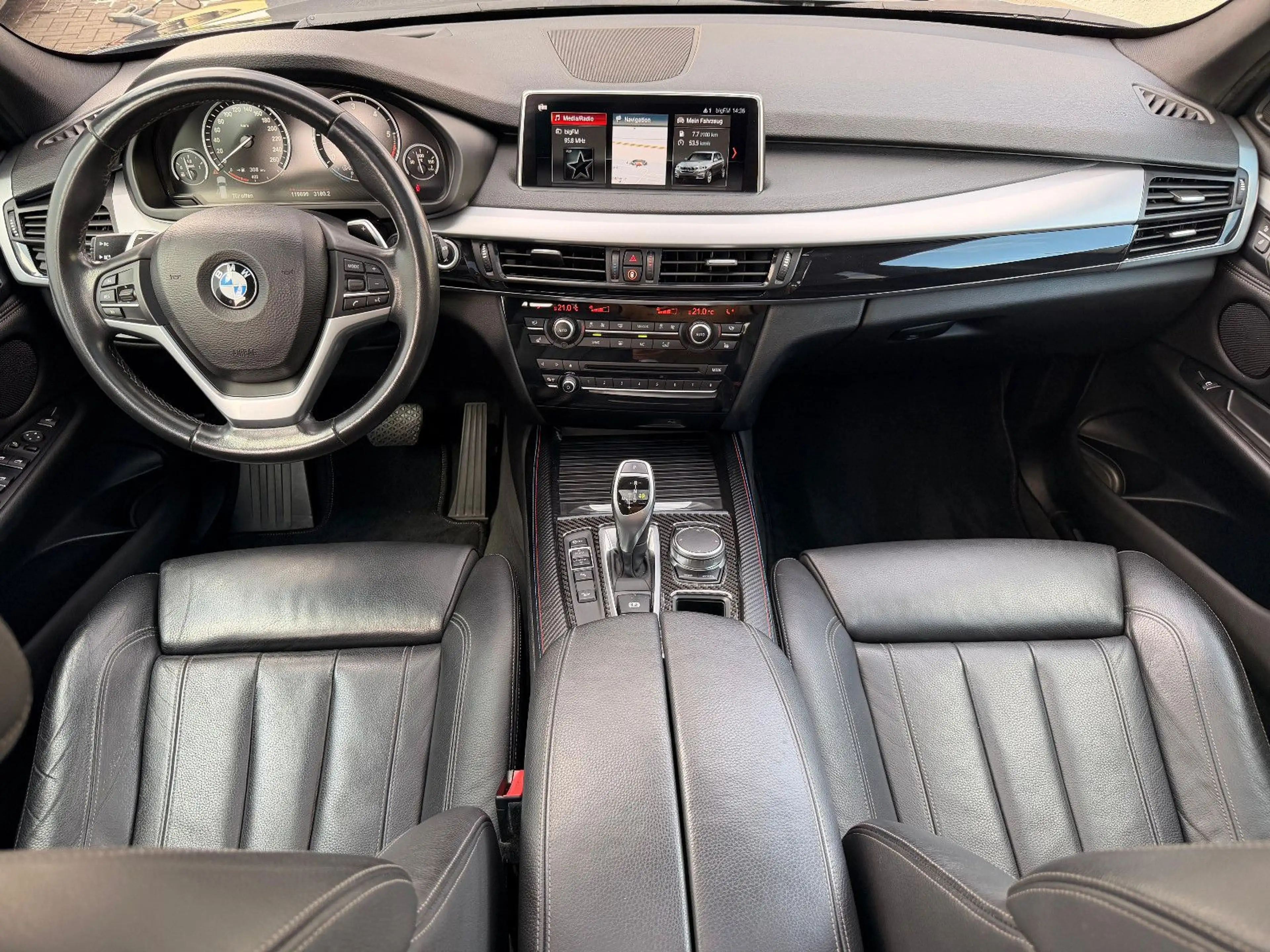 BMW X5 xDrive 30d/PANO/AHK/BI-XENON/GUTER ZUSTAND — photo 14