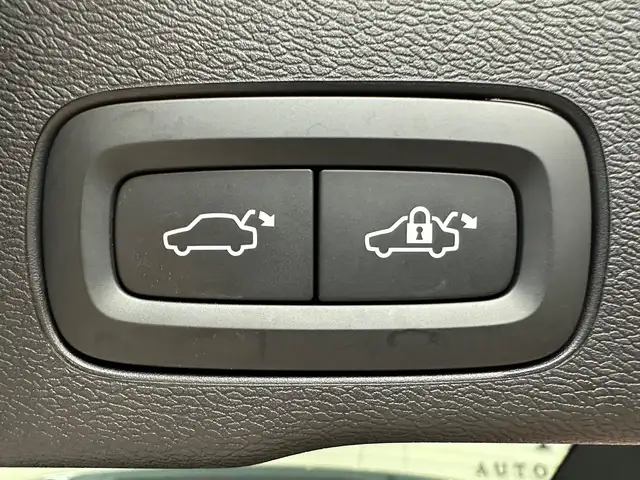 Volvo XC60 view 7