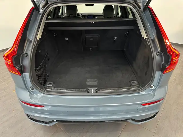 Volvo XC60 view 6